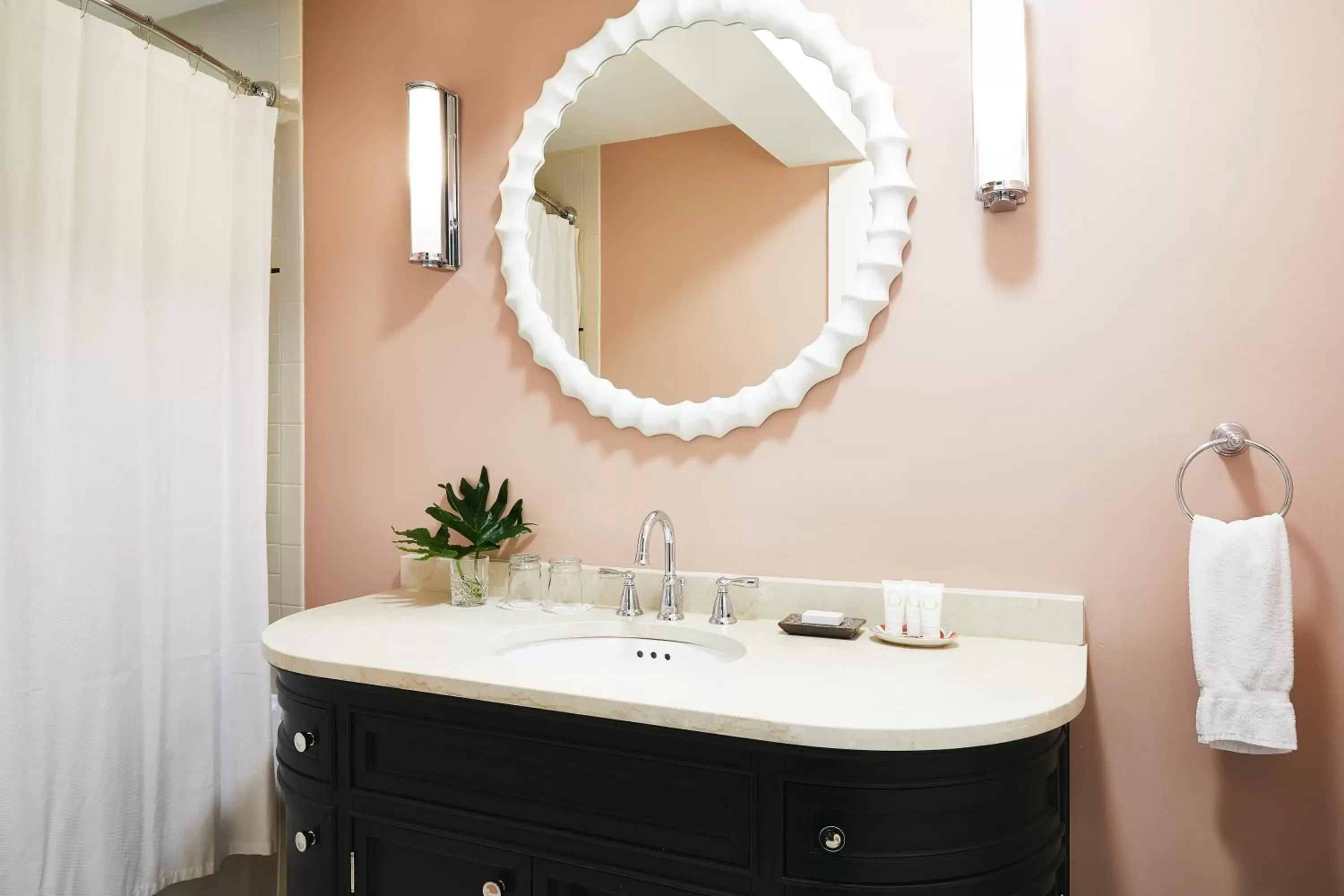 Bathroom in Petite Auberge