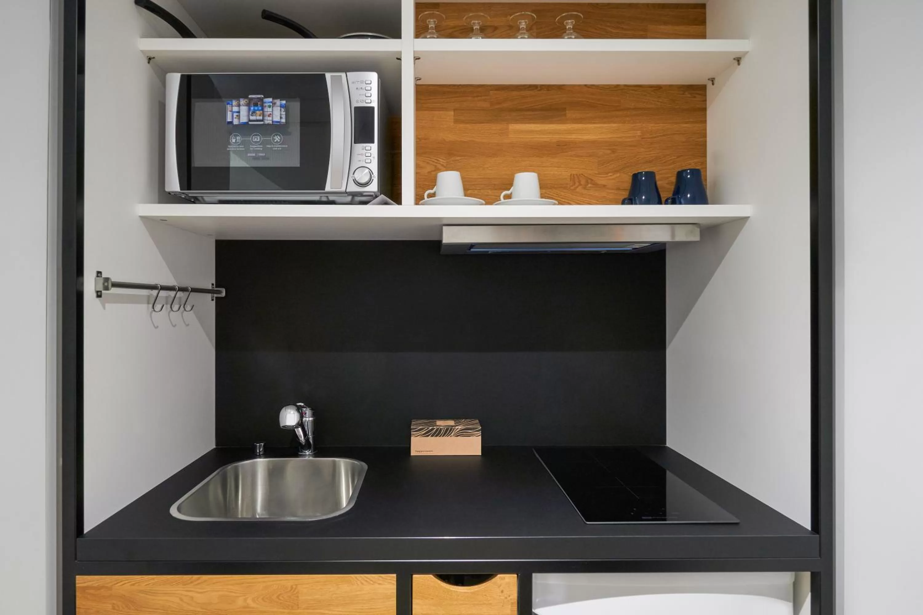 Kitchen or kitchenette in Mercure Avignon Gare TGV