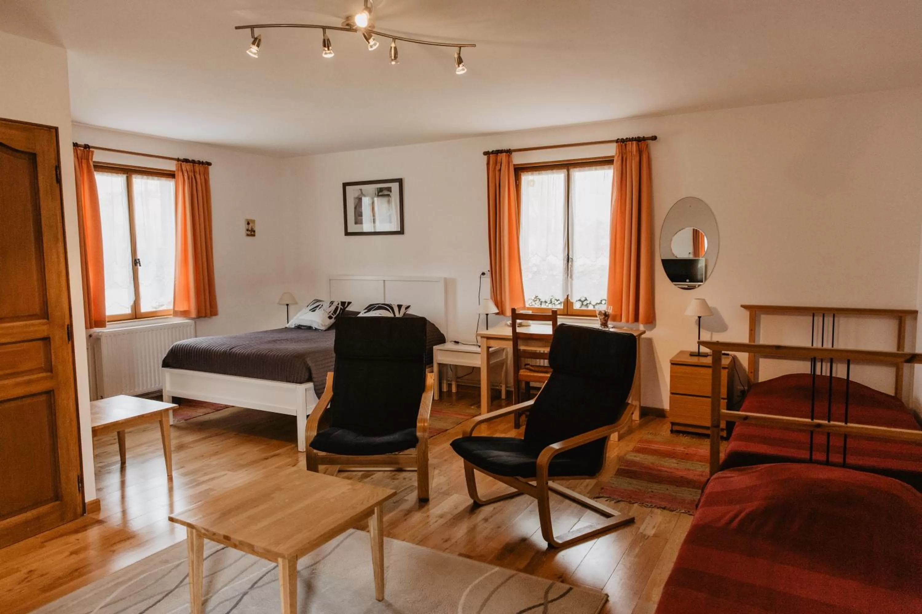 Bed in Hôtel Les Charmilles de Mormal