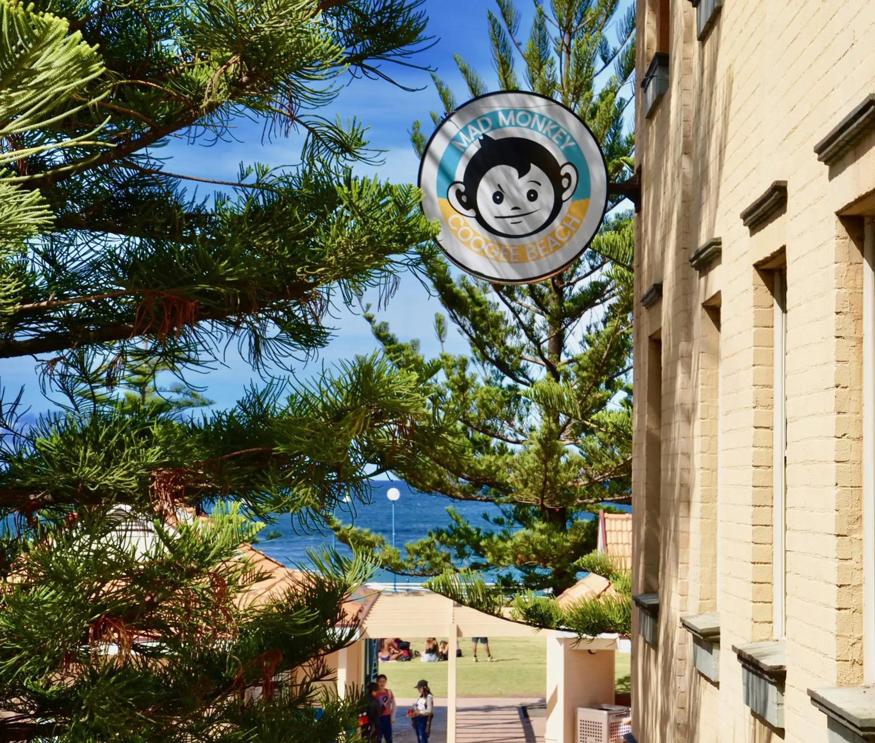 Mad Monkey Coogee Beach