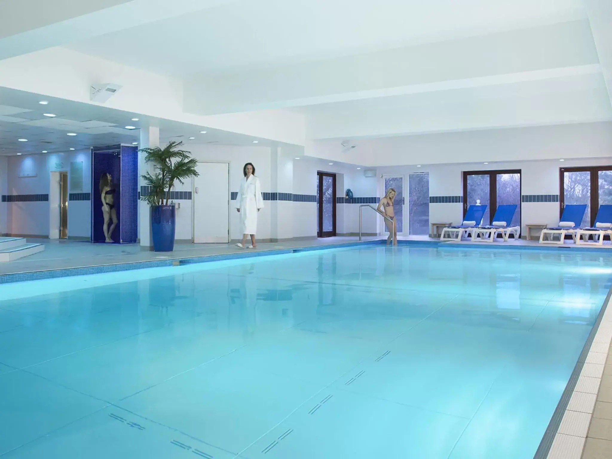 Spa and wellness centre/facilities, Swimming Pool in Nutfield Priory Hotel & Spa