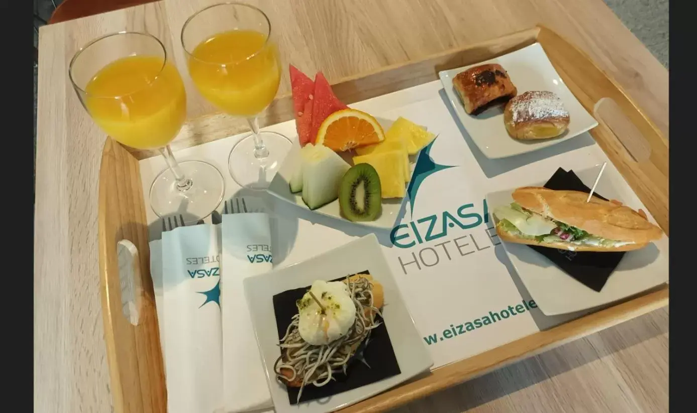 Restaurant/places to eat in Hotel & Spa Real Ciudad De Zaragoza