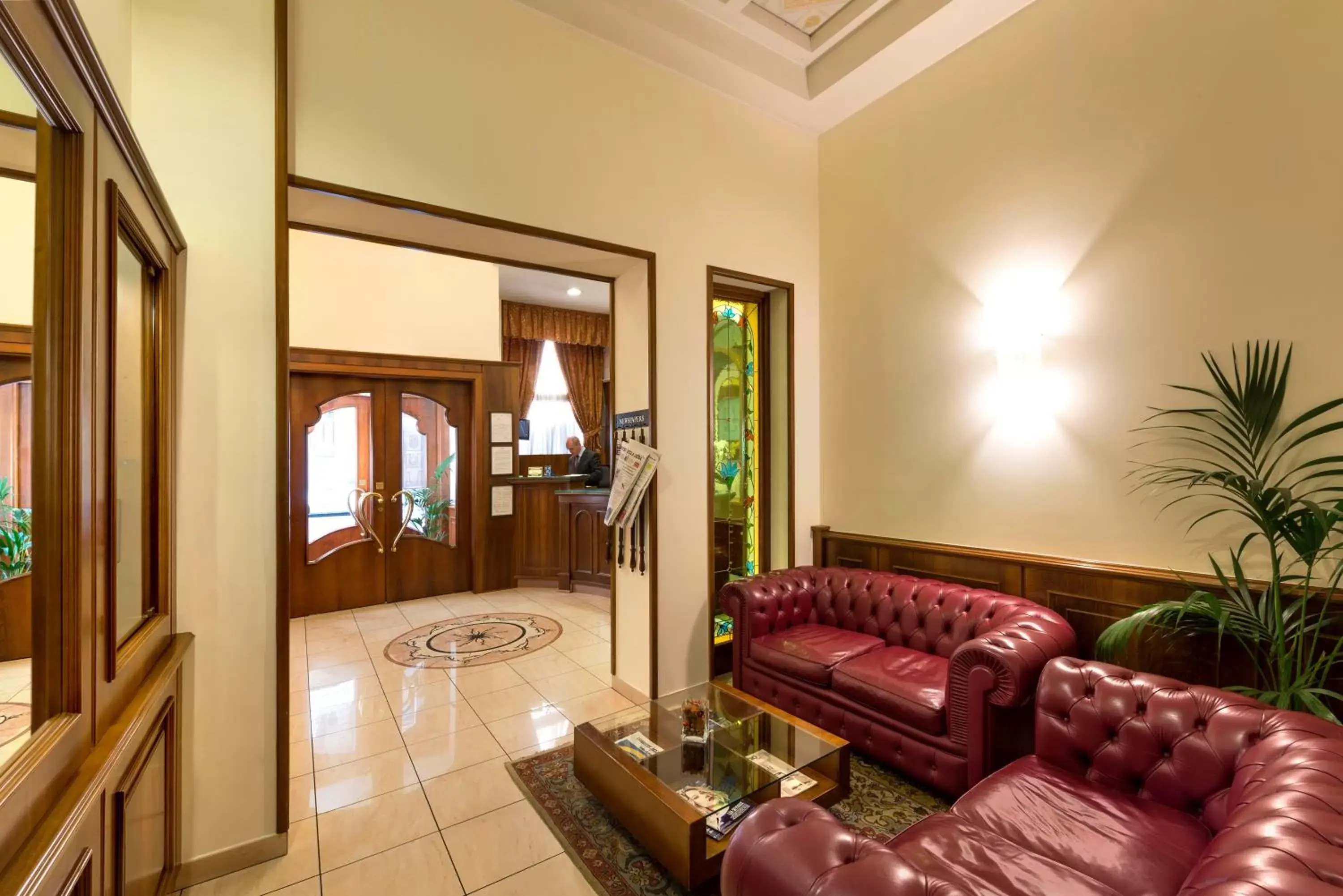 Lobby or reception, Seating Area in Lancaster Hotel