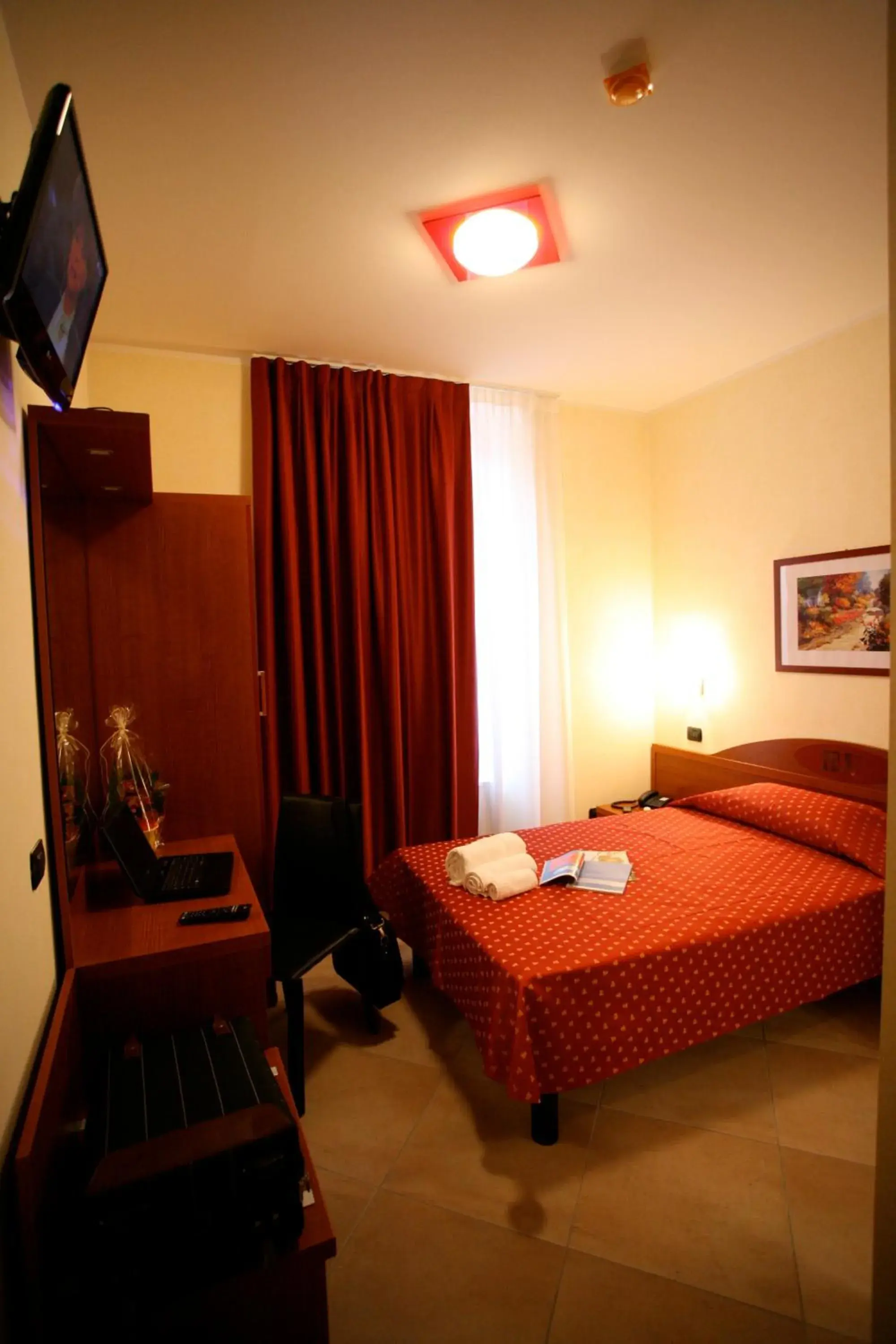 Bed in Hotel Della Volta