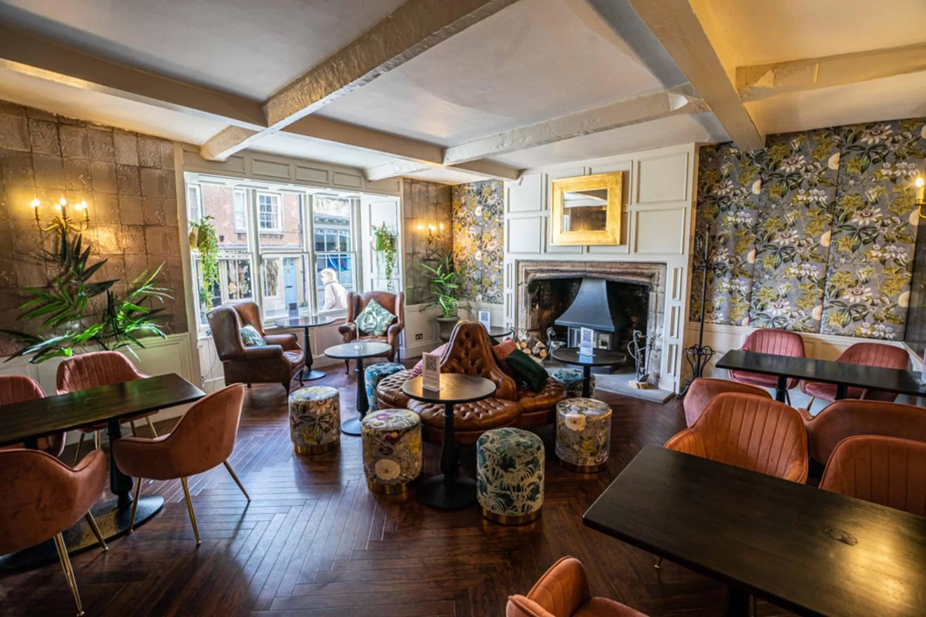 Lounge or bar in The Swan Hotel, Wells, Somerset - The Coaching Inn Group