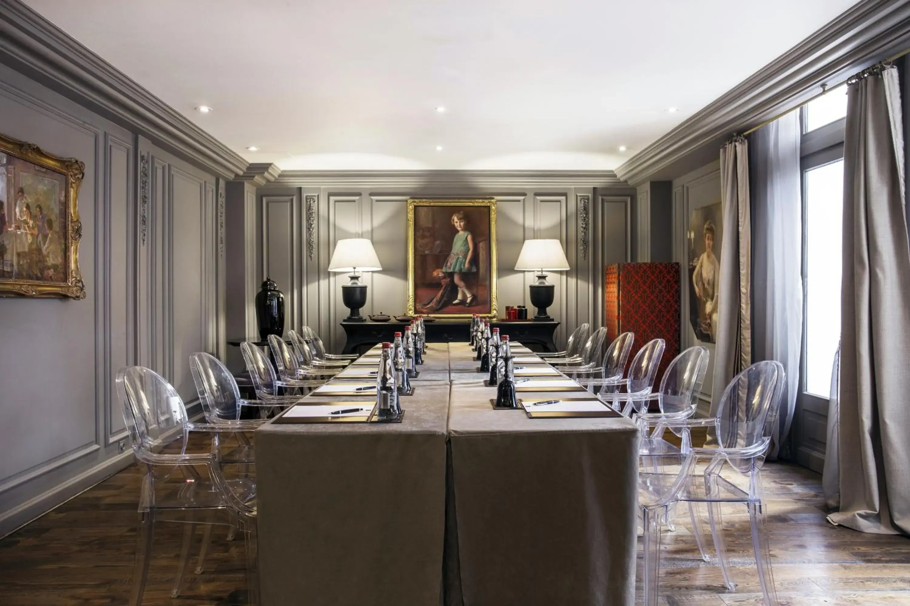 Library, Restaurant/Places to Eat in Castille Paris – Starhotels Collezione