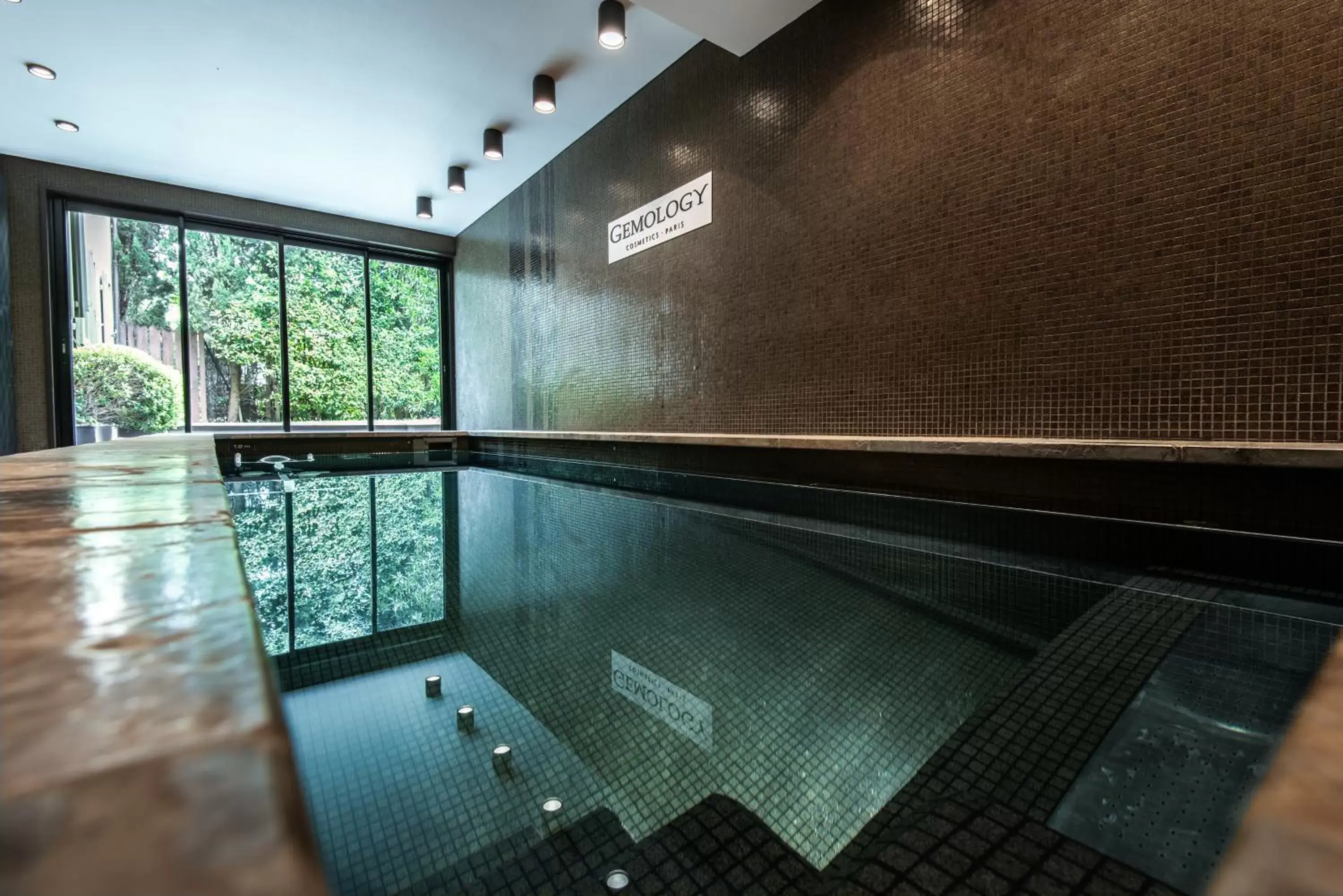 Massage, Swimming Pool in Hôtel Montmorency & Spa