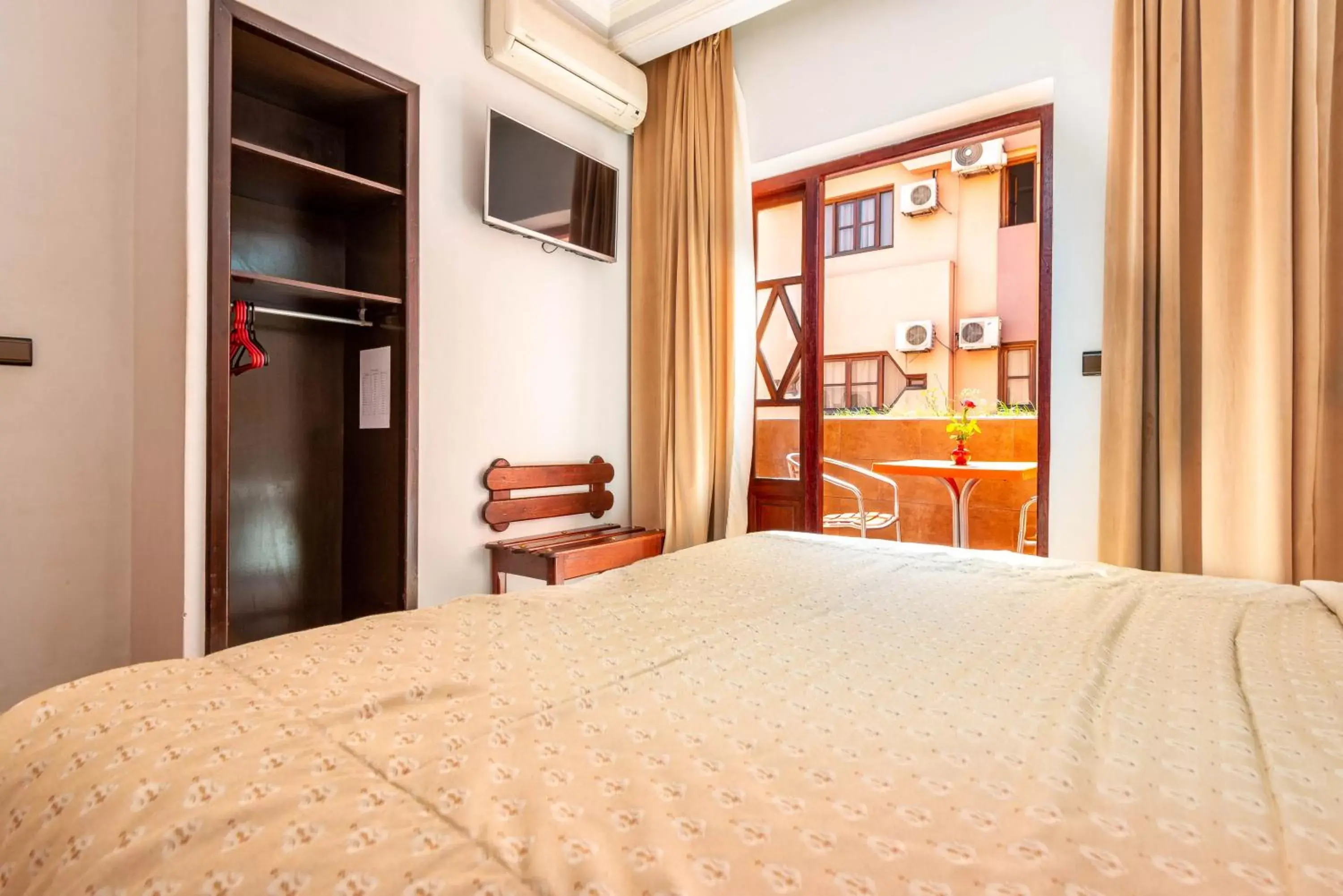 Bed in Hotel Oudaya