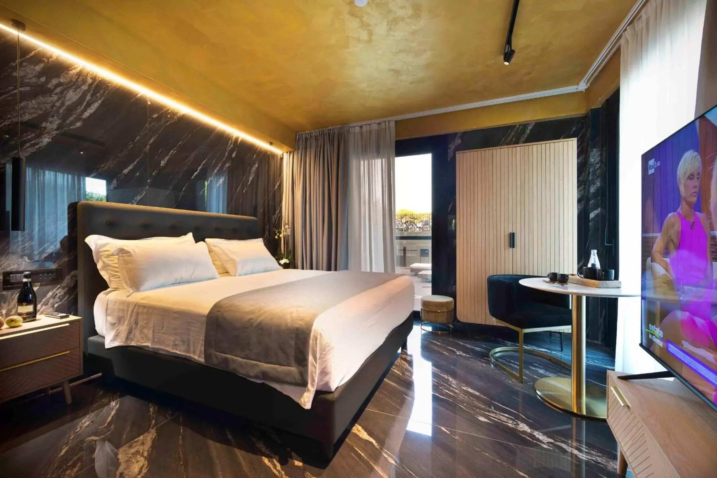 Bed in Boutique Hotel Sirmione