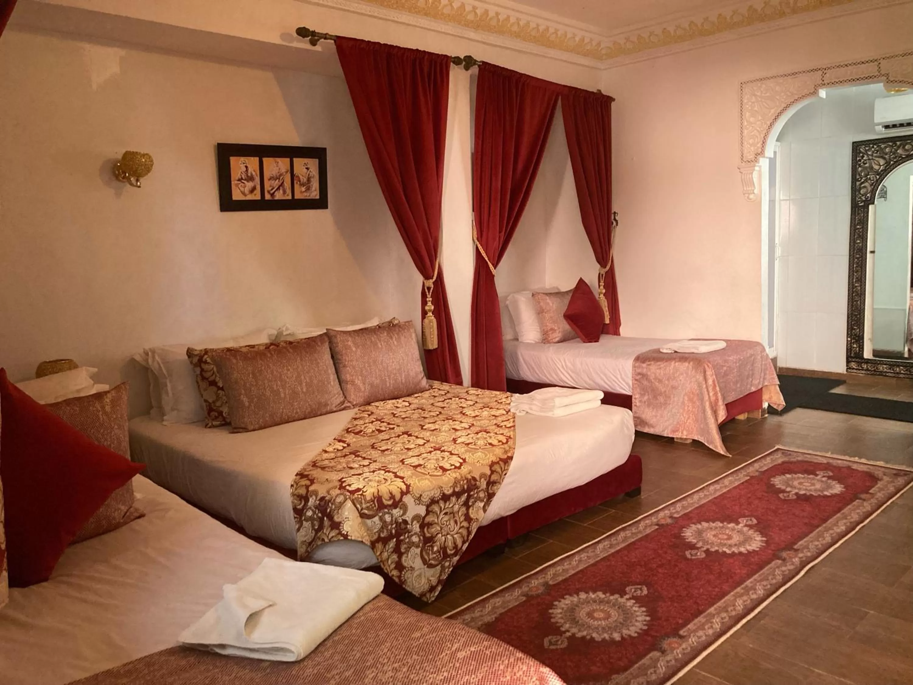 Bedroom in Riad Hamdani