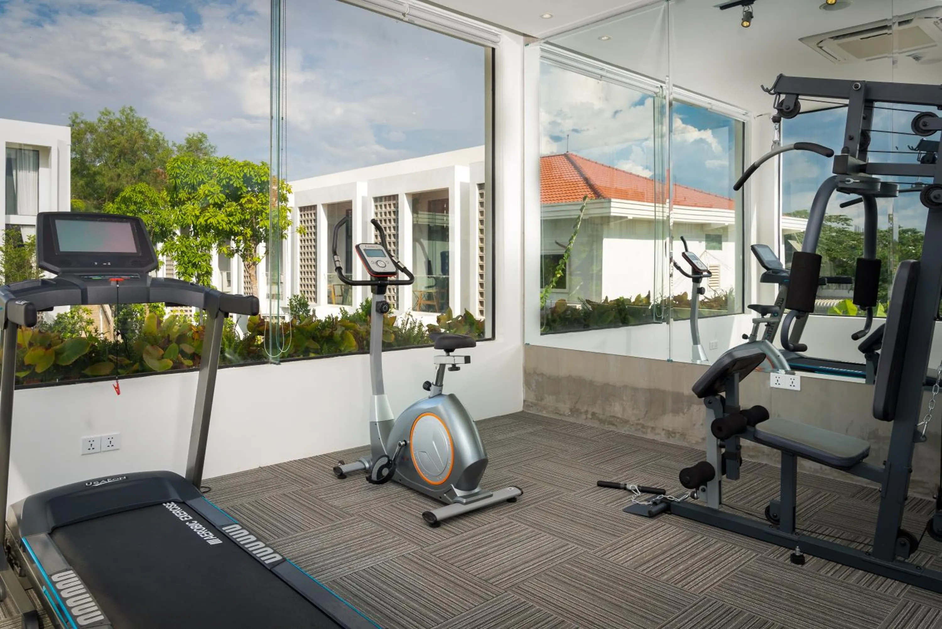 Fitness centre/facilities in Phka Chan Hotel