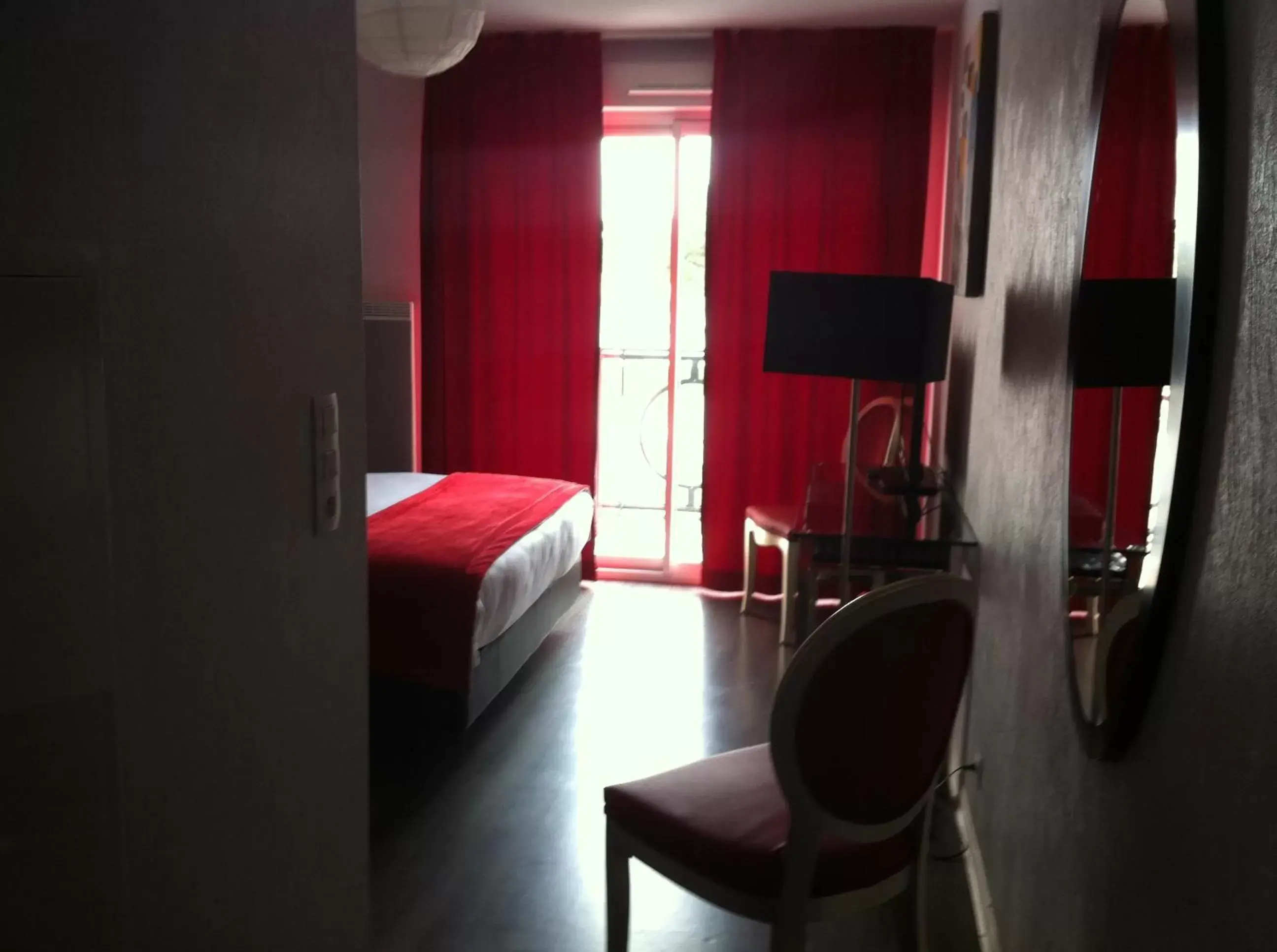 Bedroom, TV/Entertainment Center in Adonis La Baule