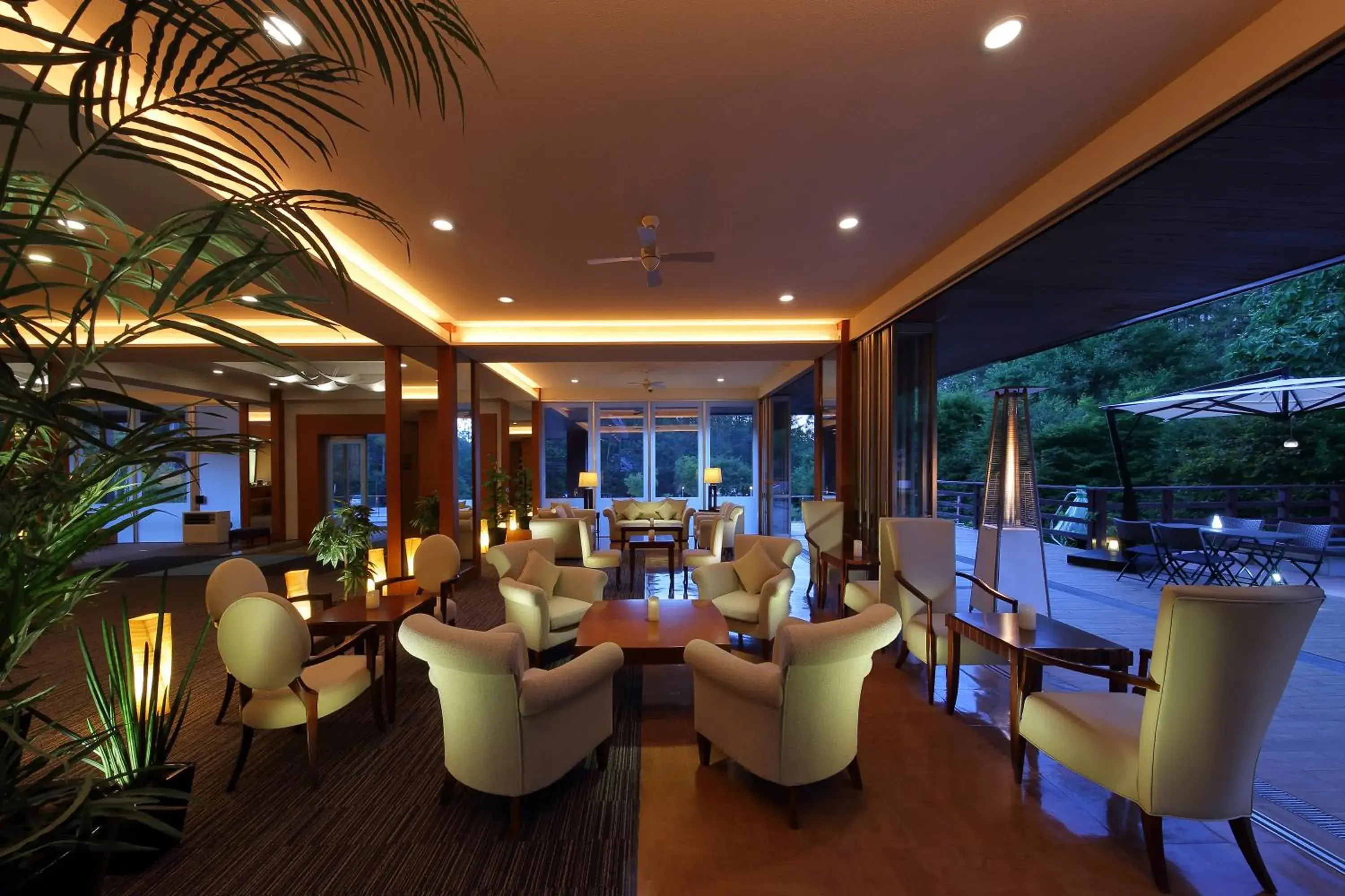 Balcony/Terrace, Lounge/Bar in Hotel Ryu Resort and Spa