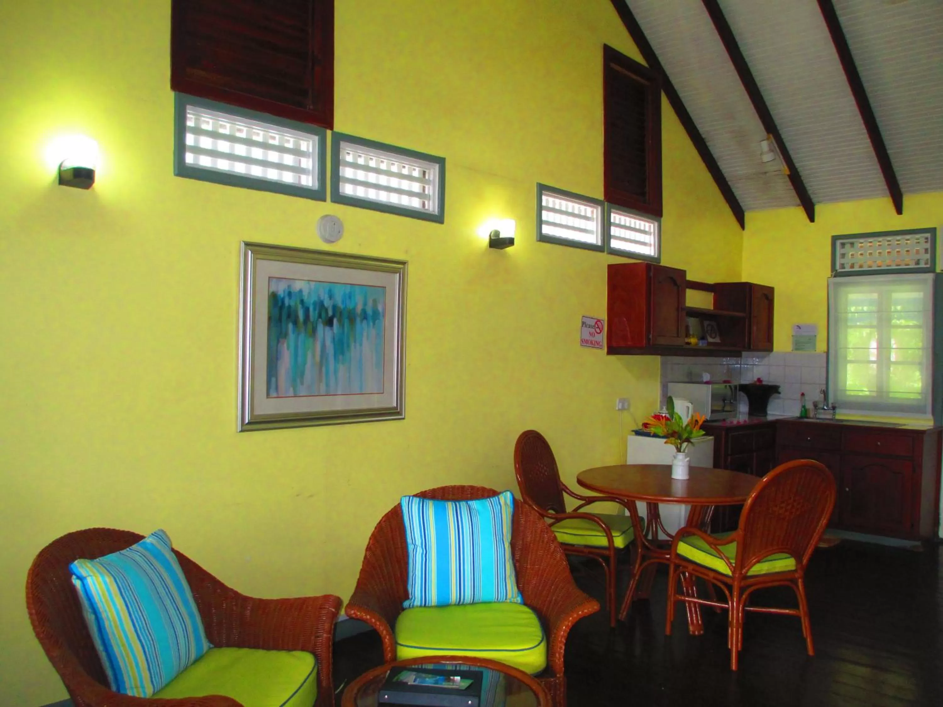 Kitchen or kitchenette in La Haut Resort