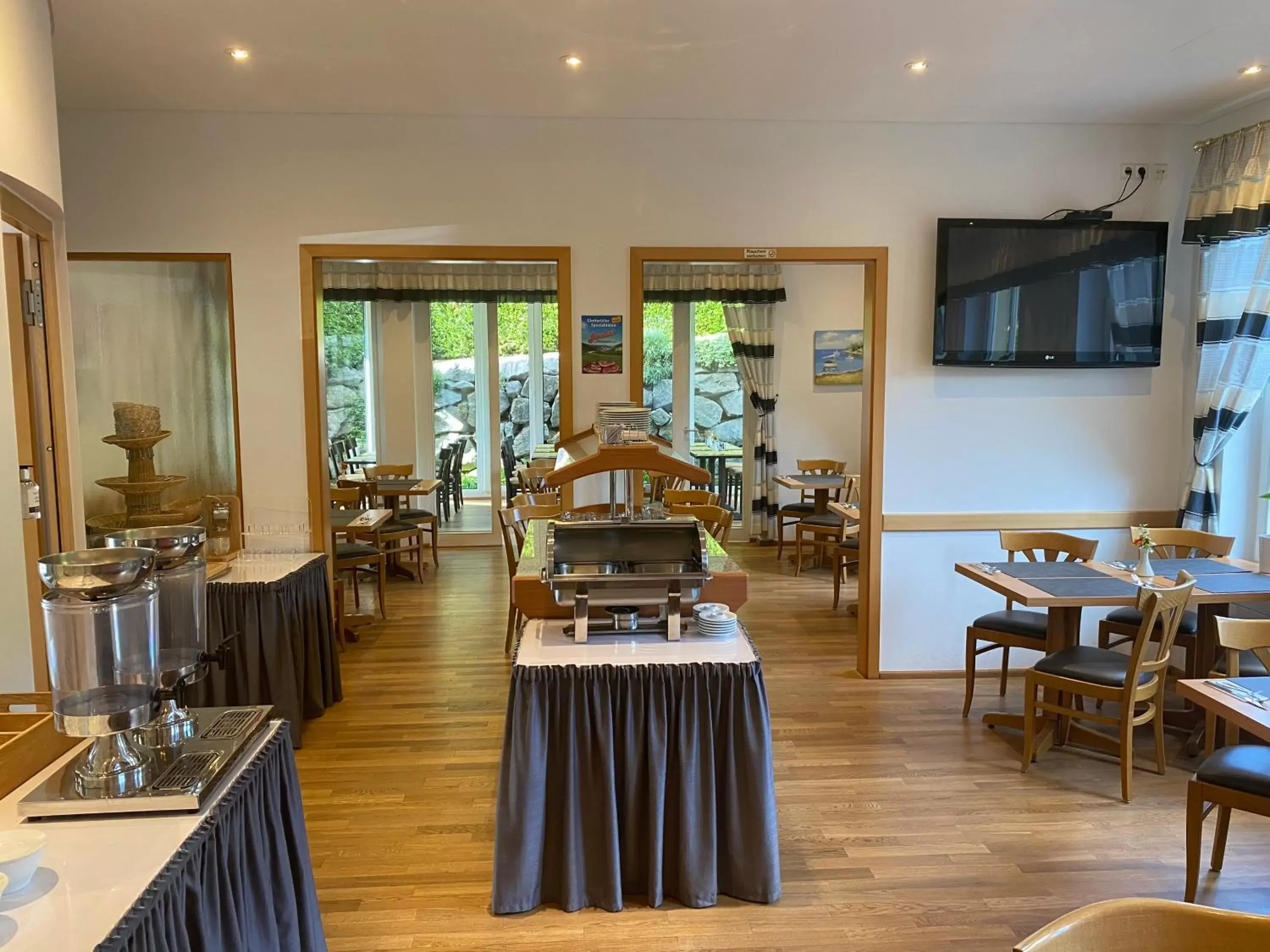 Restaurant/places to eat in Hotel Classic Restaurant/places to eat in Hotel Classic