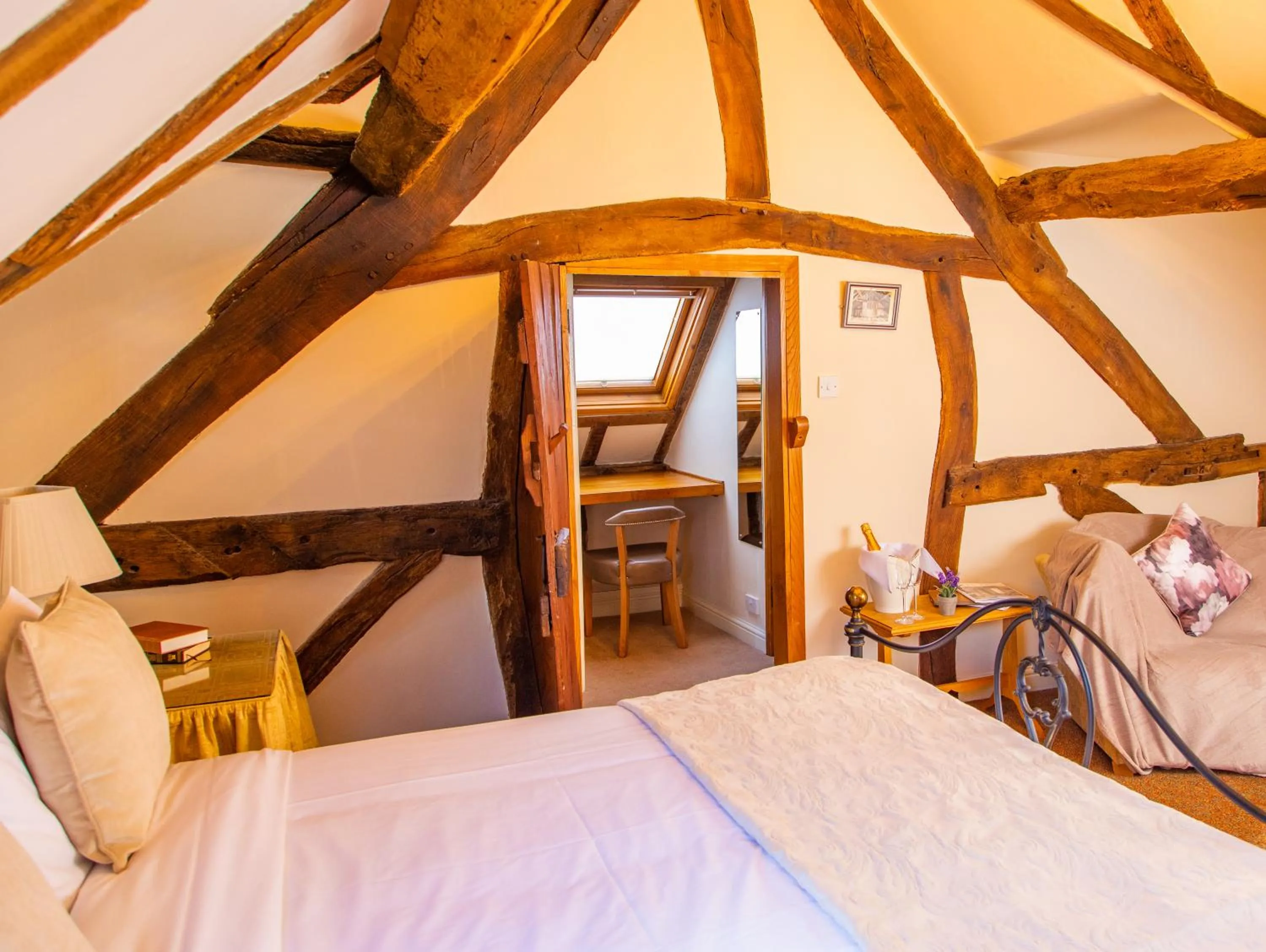 Bed in Old Rectory House, Redditch