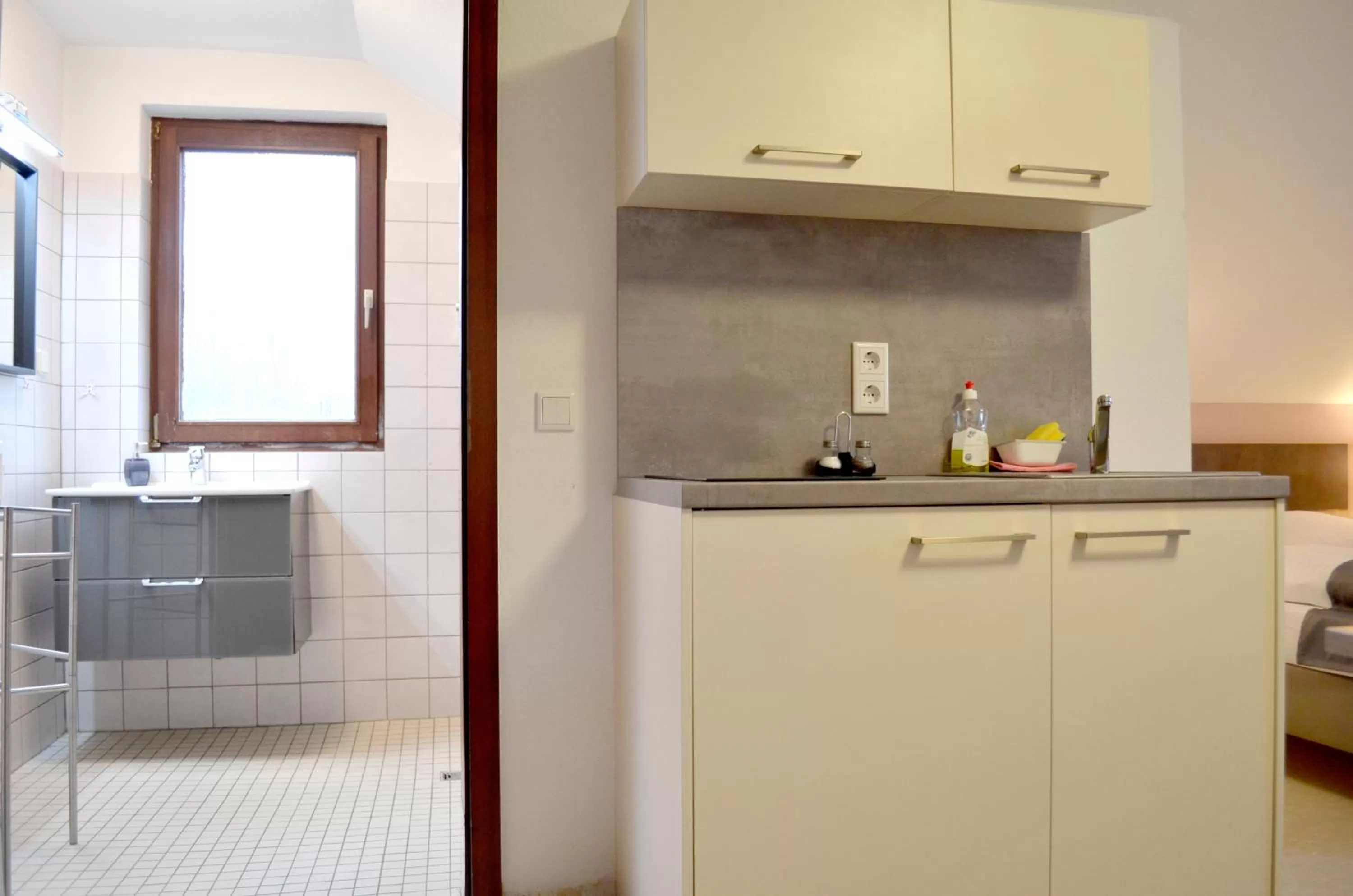 Kitchen or kitchenette in Hana Aparthotel