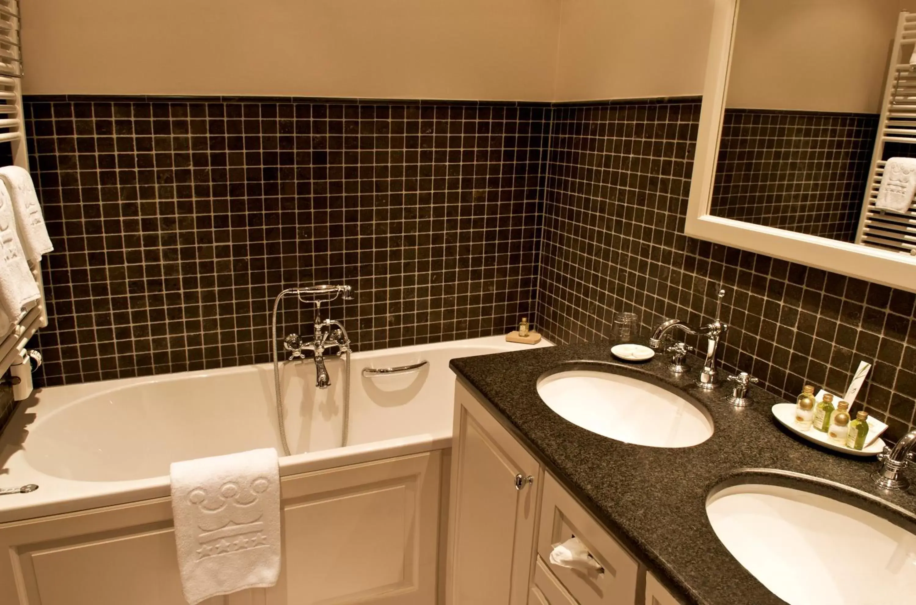 Bathroom in Dukes' Palace Residence