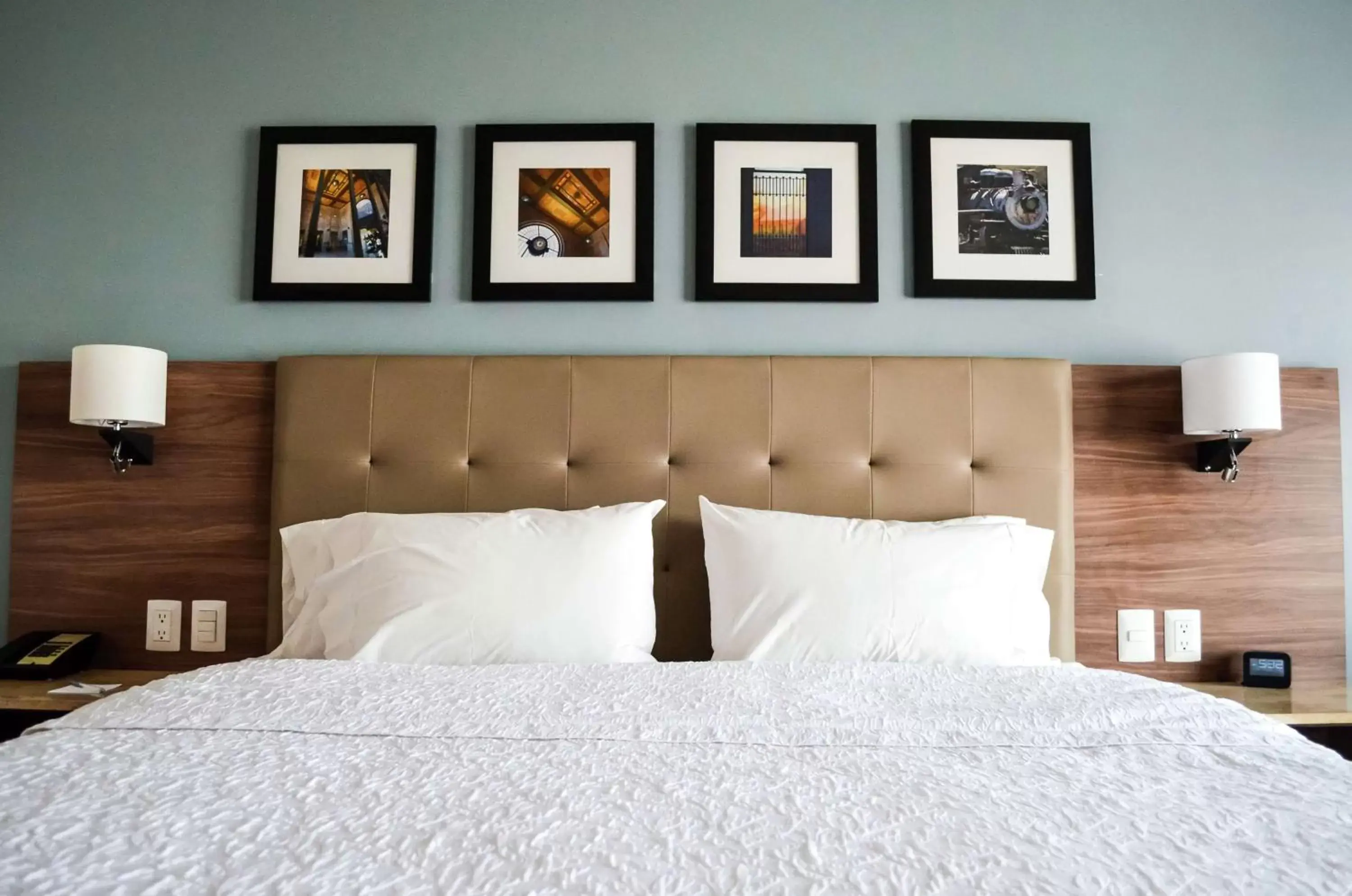 Bed in Hampton Inn by Hilton Durango
