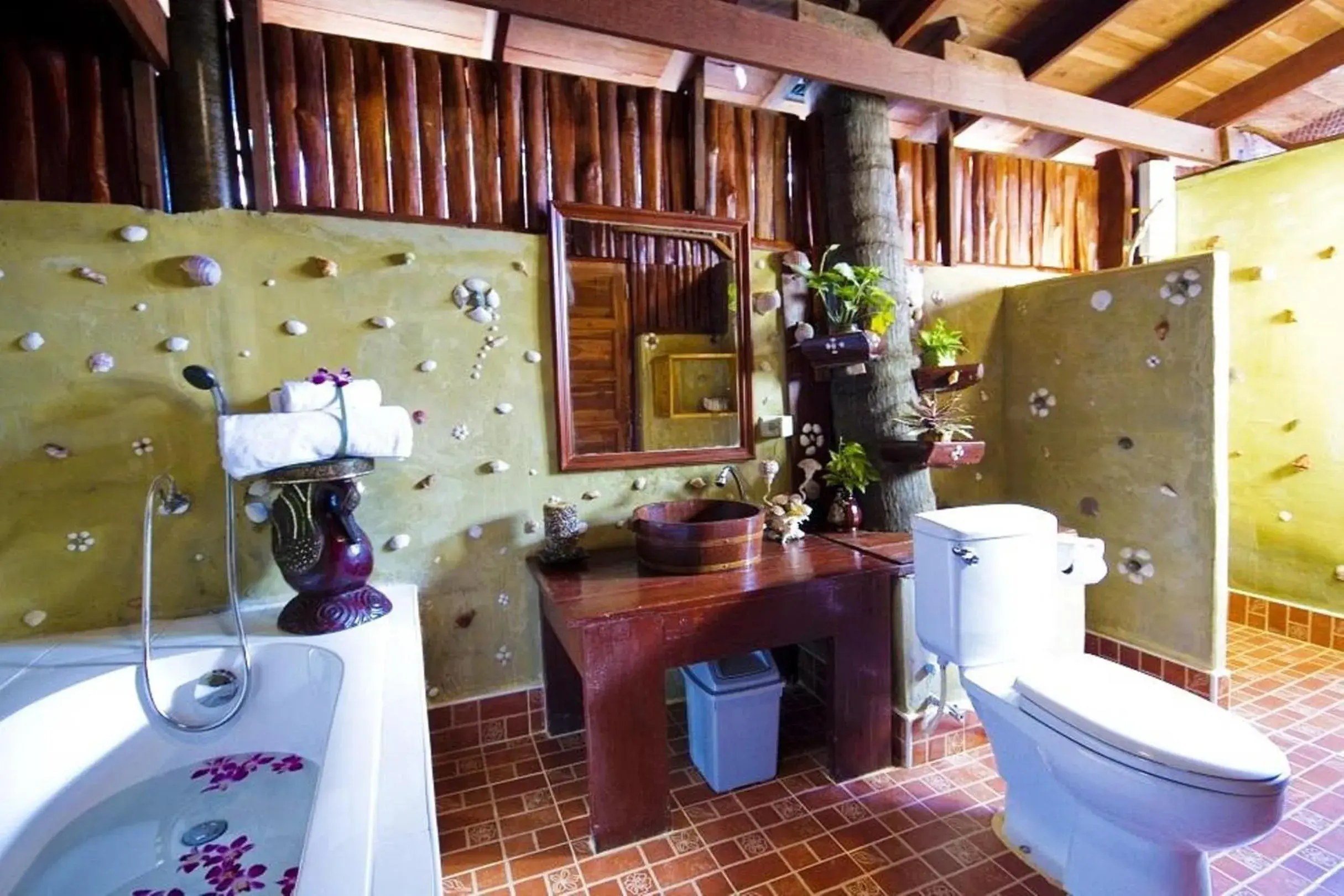 Bathroom in Lipa Bay Resort