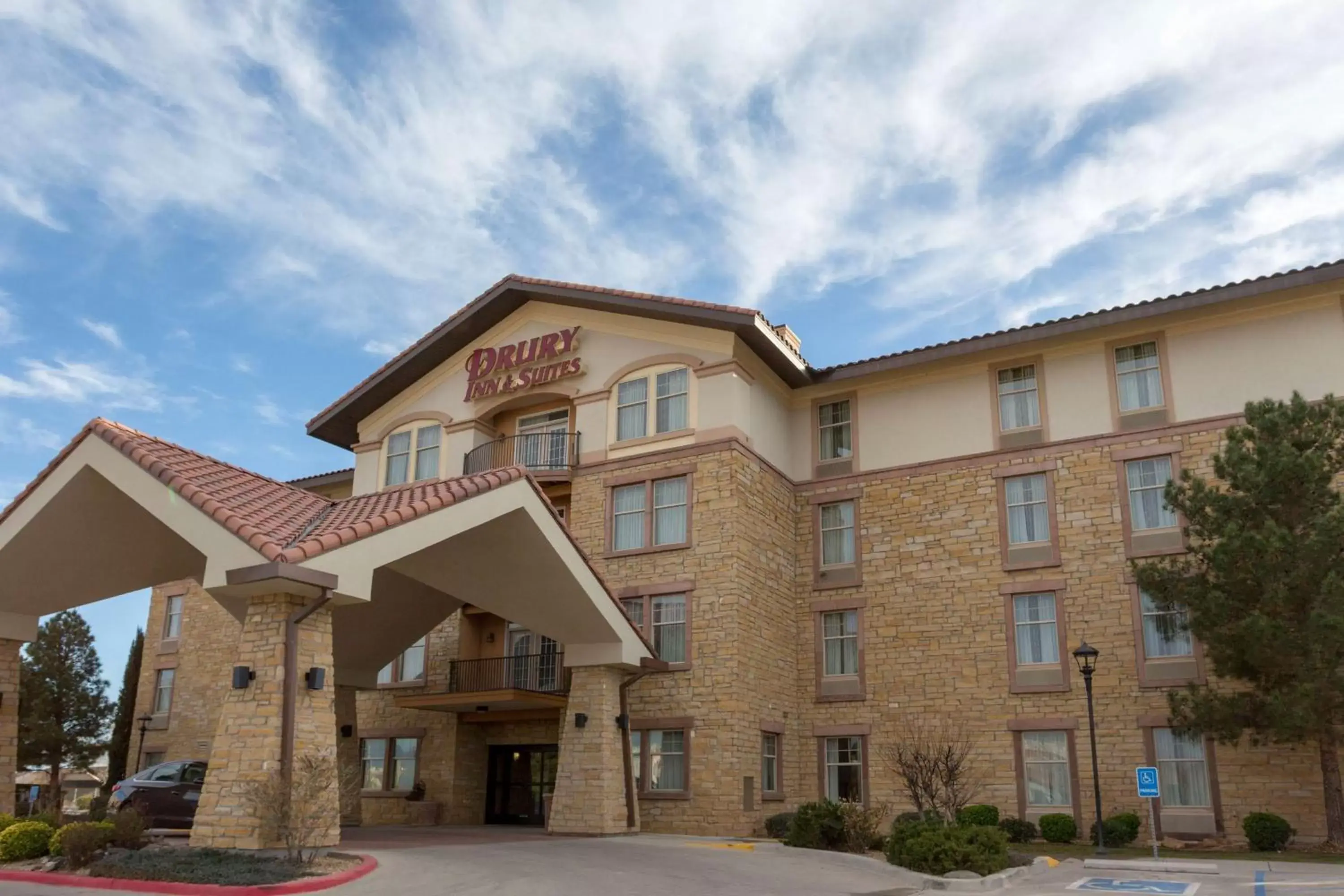 Property Building in Drury Inn & Suites Las Cruces