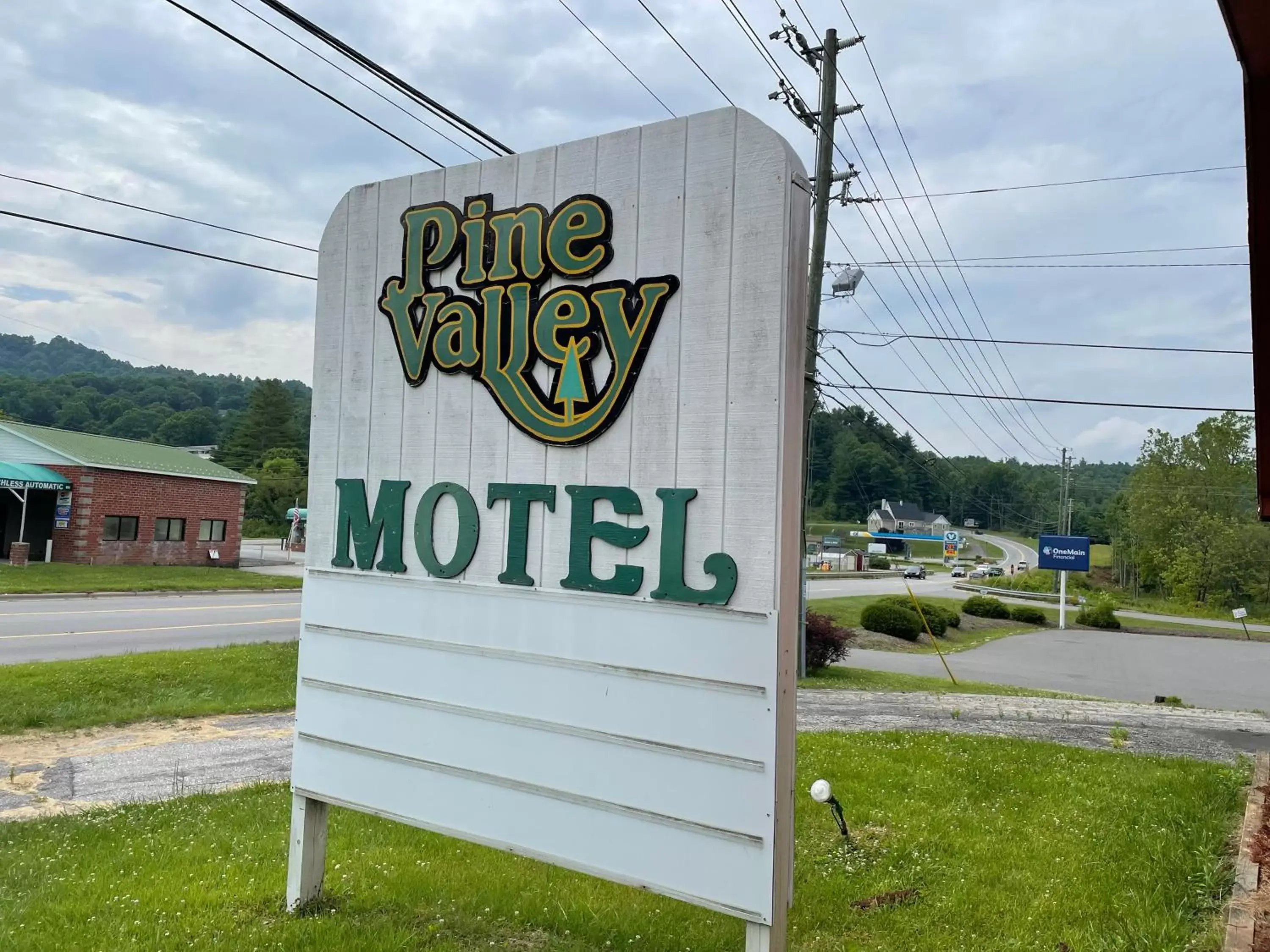 Property Logo/Sign in PINE VALLEY MOTEL