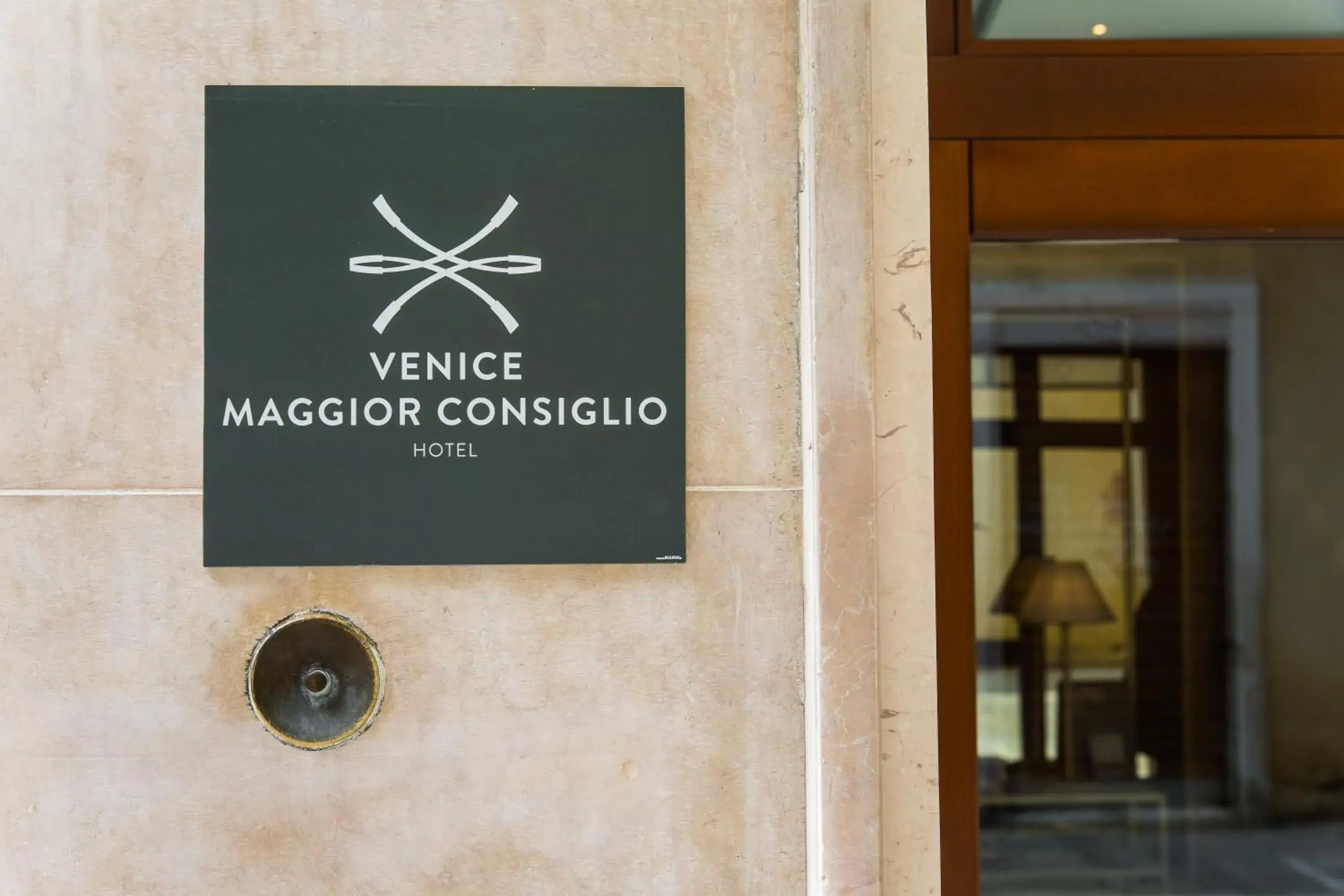 Facade/entrance in Venice Maggior Consiglio Facade/entrance in Venice Maggior Consiglio