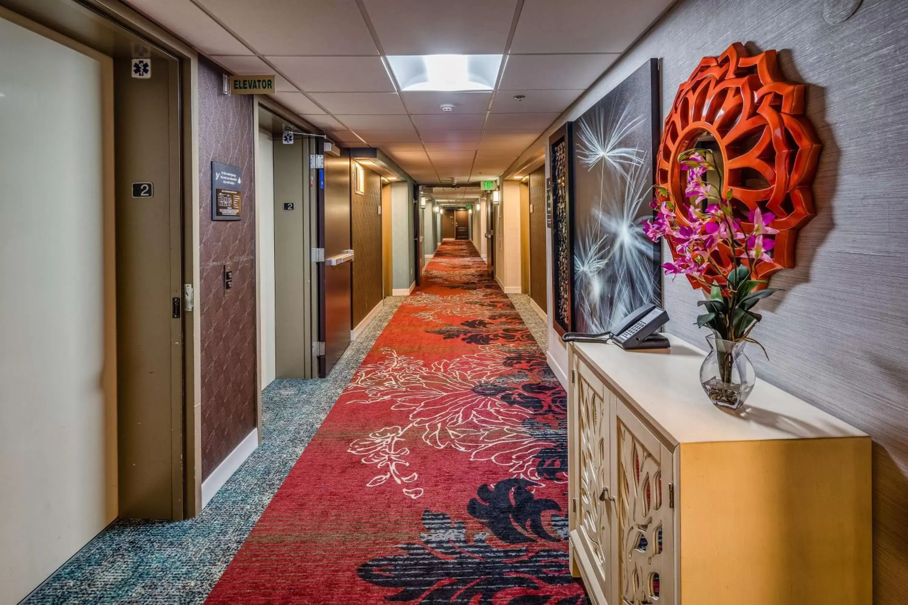 Lobby or reception in Hampton Inn San Francisco Airport