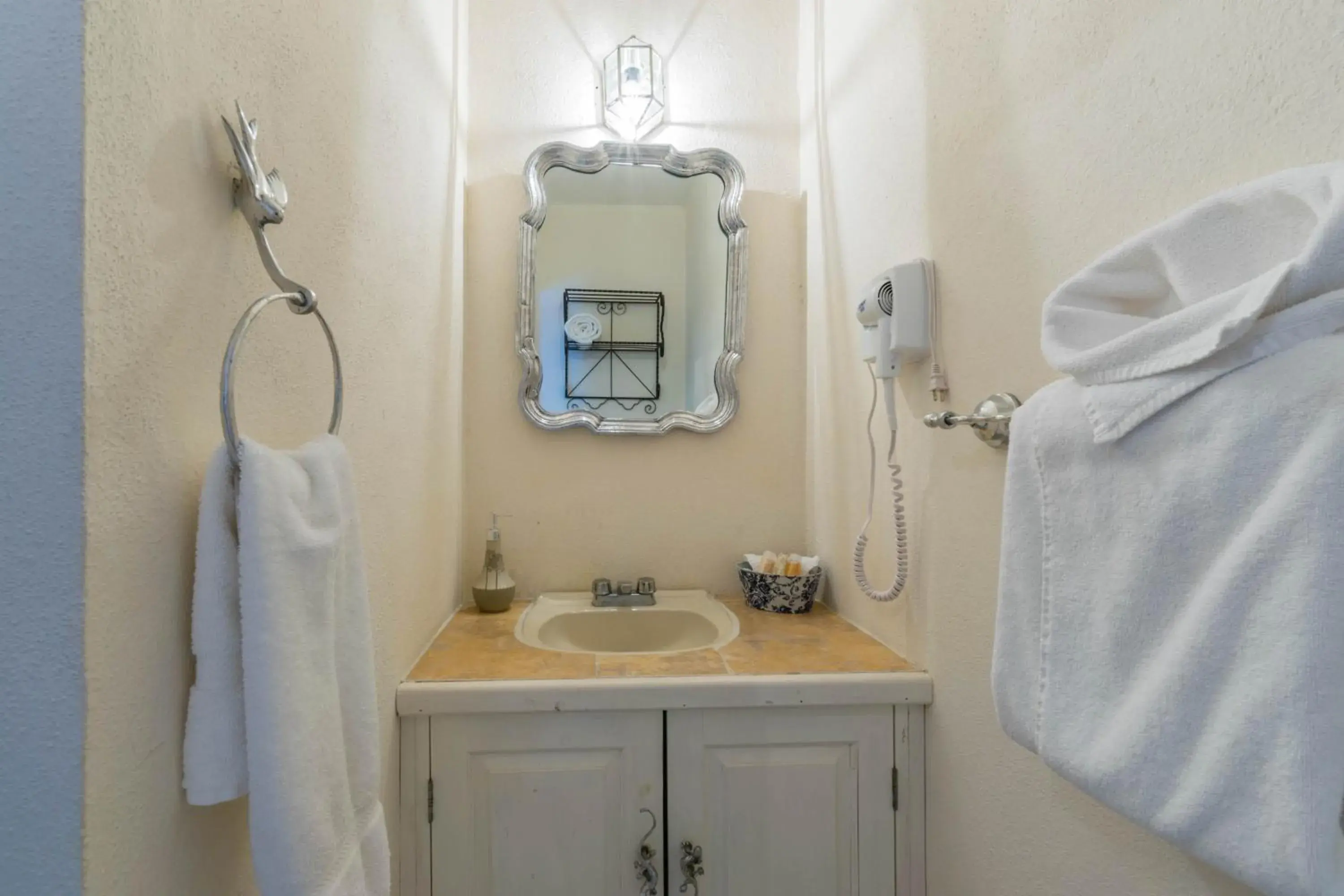 Bathroom in Hotel Casa Santamar