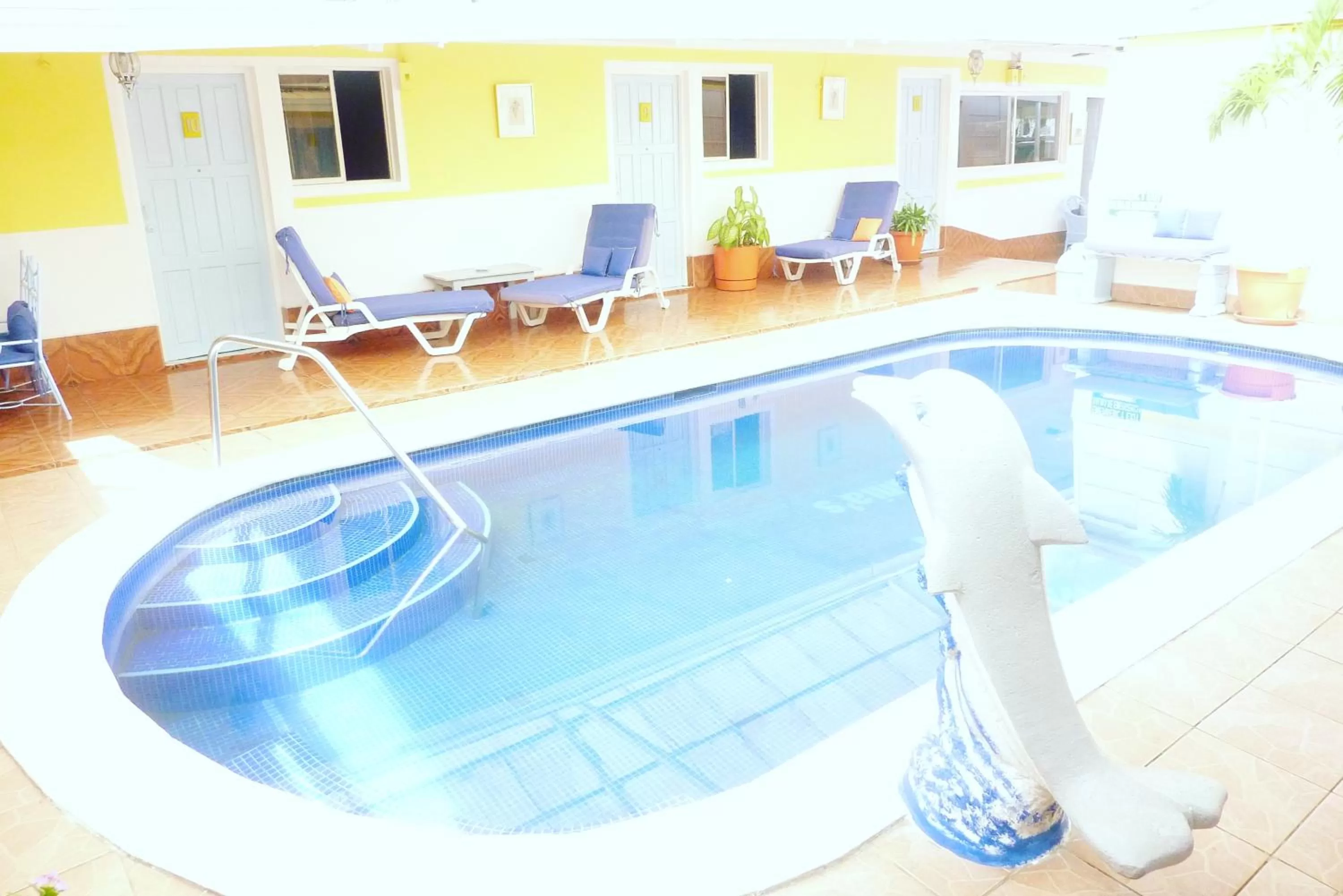 Text overlay in Hotel Ivania´s