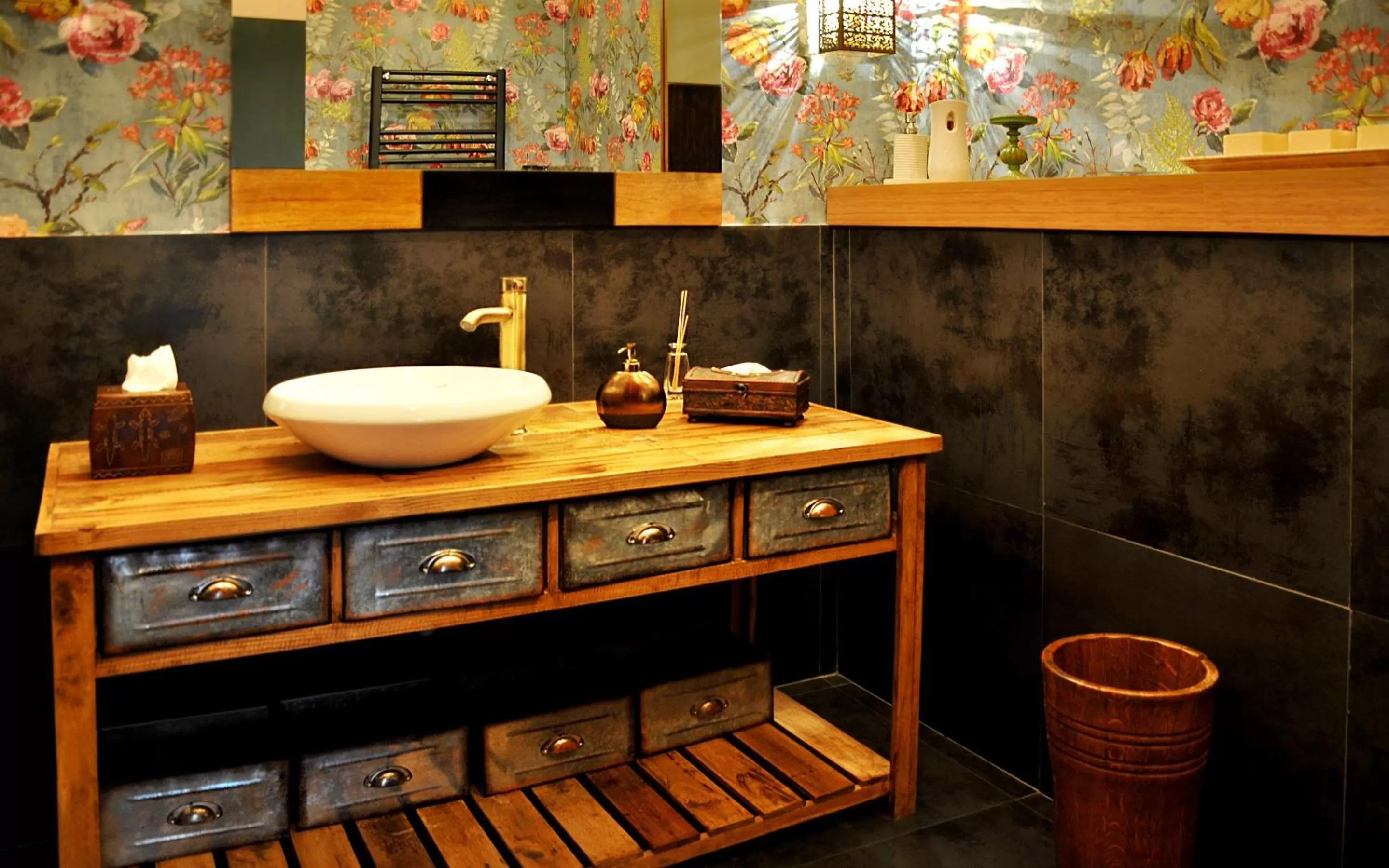 Bathroom in Art Hotel Claude Monet