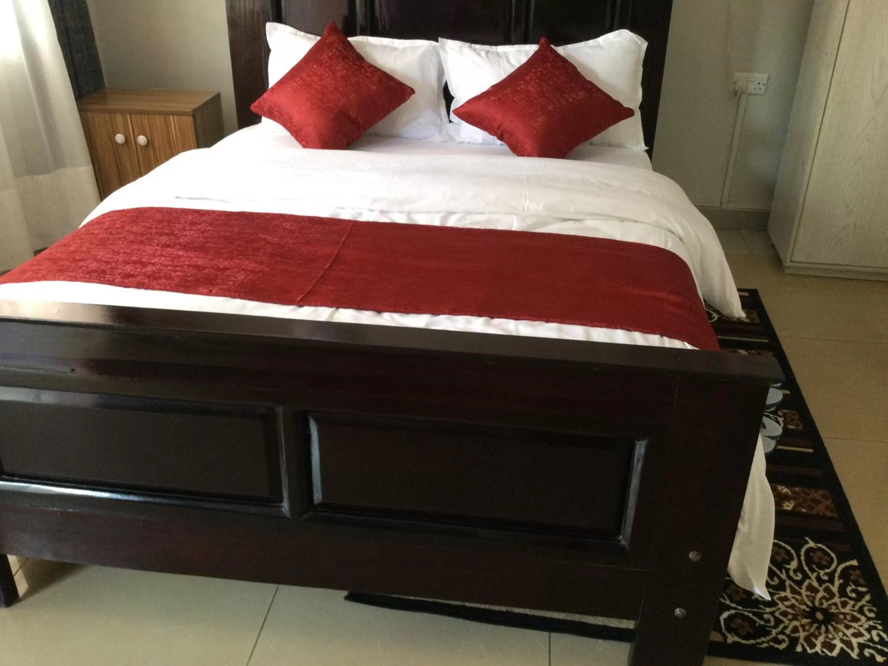 Bed in Milimani Comfort