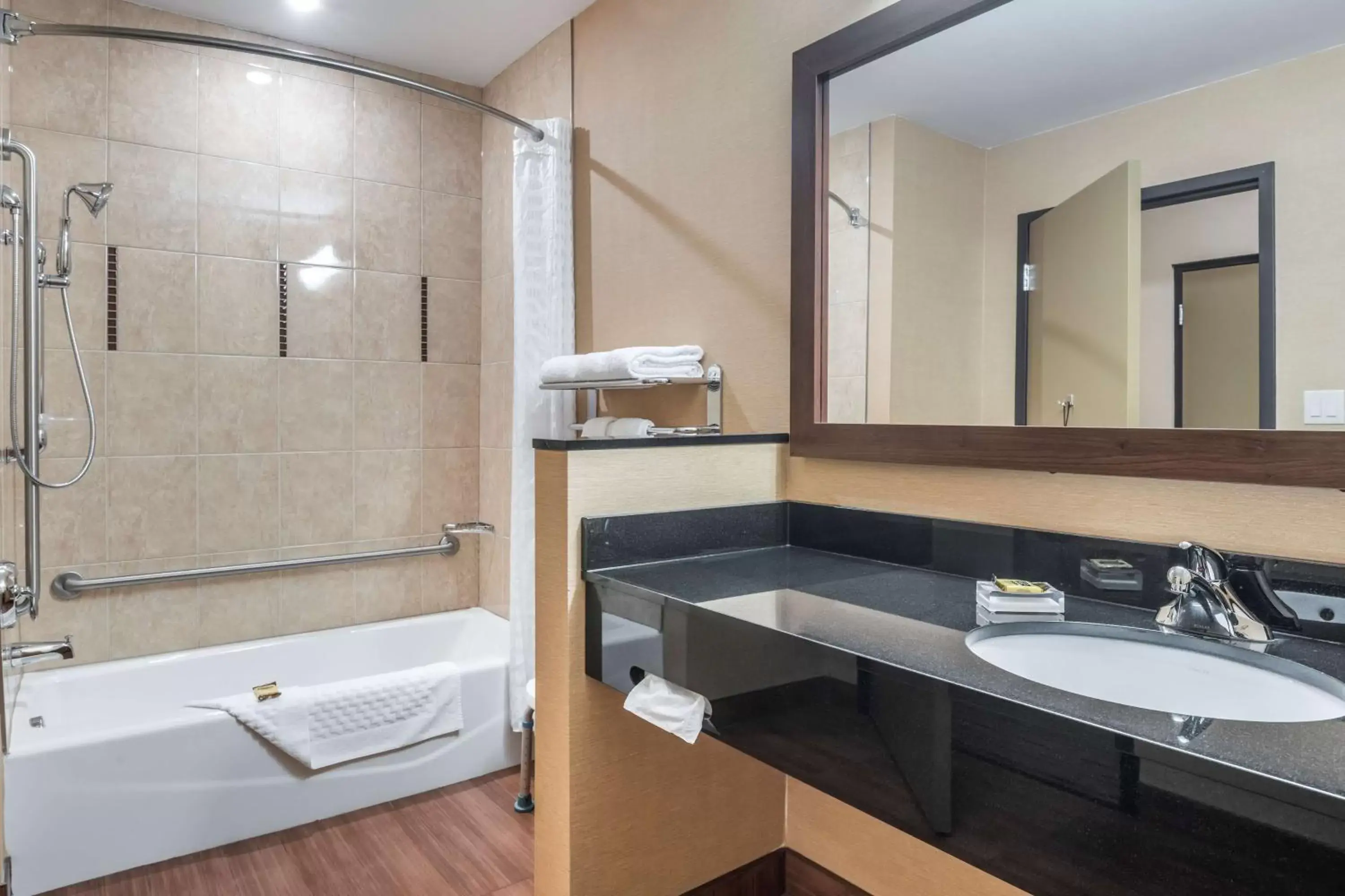 Bathroom in Best Western Plus, Bathurst Hotel & Suites