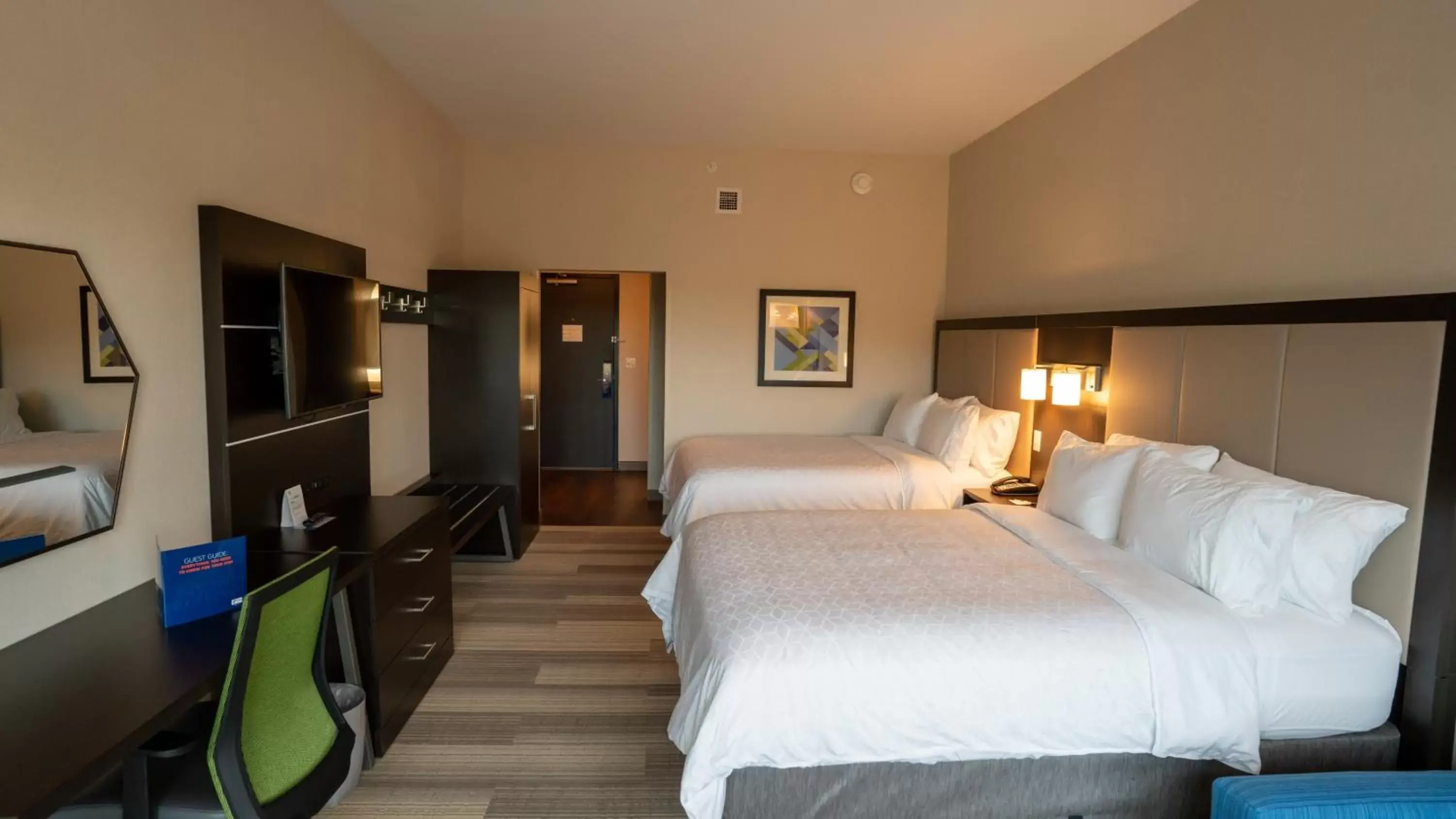 Standard Queen Room with Two Queen Beds and Tub - Communications Accessible in Holiday Inn Express & Suites Richburg by IHG Standard Queen Room with Two Queen Beds and Tub - Communications Accessible in Holiday Inn Express & Suites Richburg by IHG