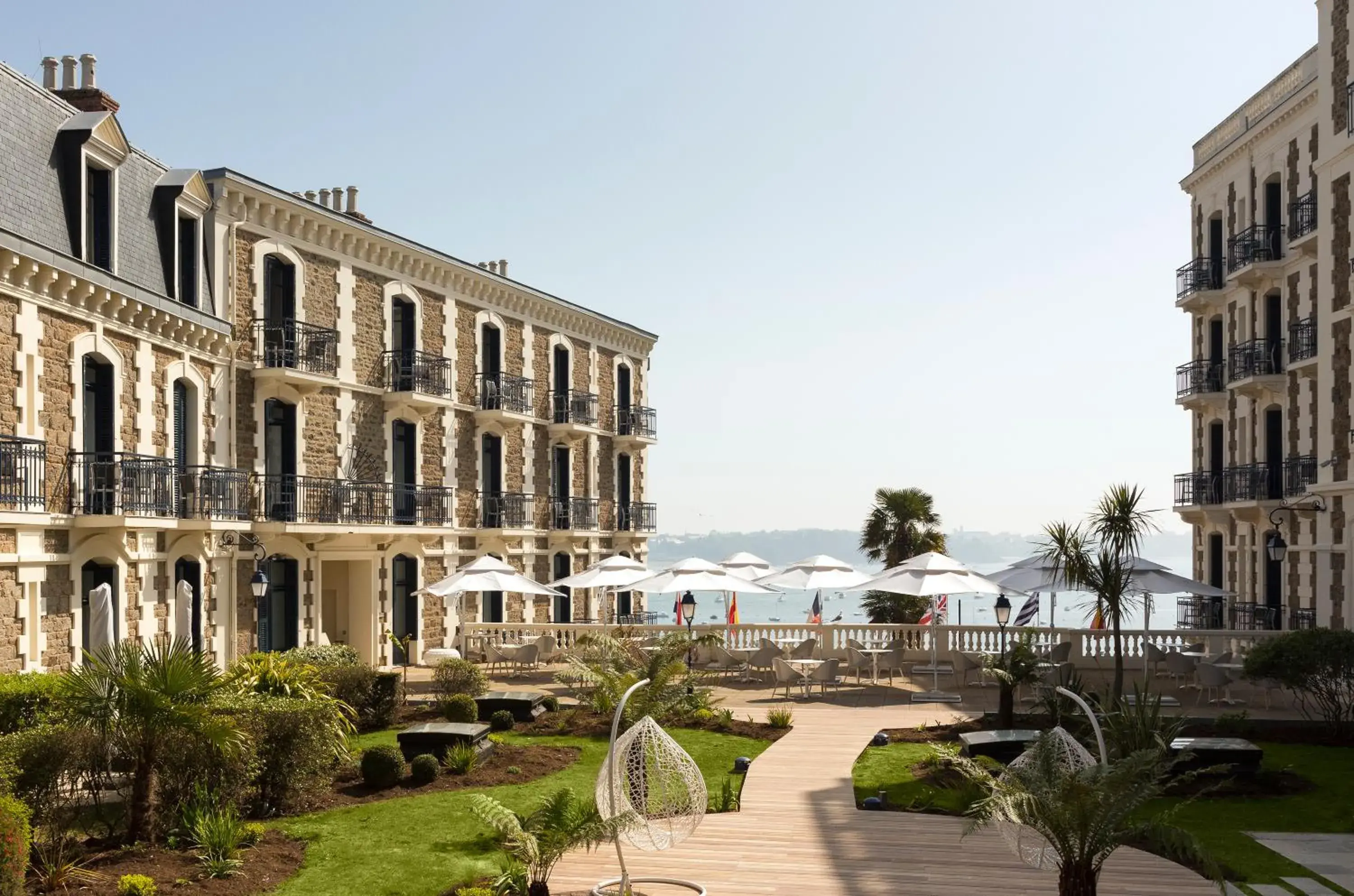 Patio, Property Building in Hotel Barriere Le Grand Hotel Dinard