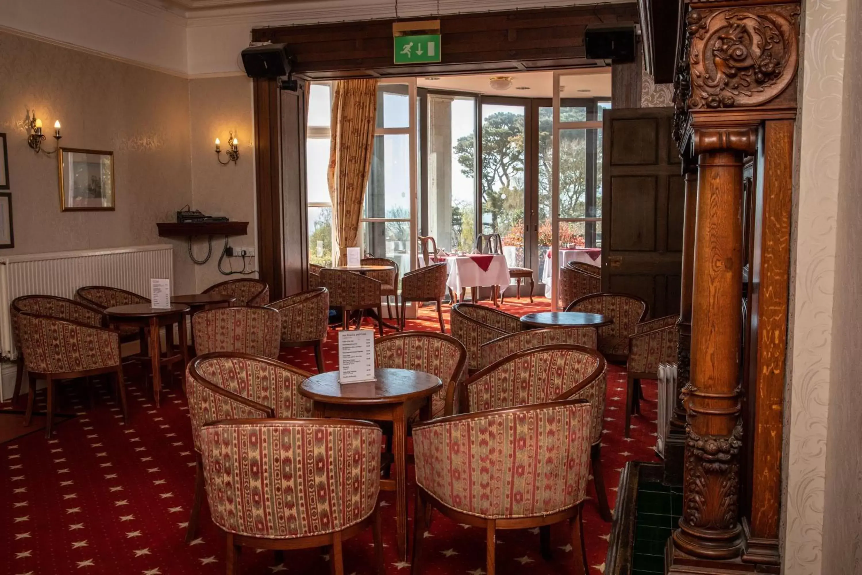 Lounge or bar, Restaurant/Places to Eat in Cliffden Hotel