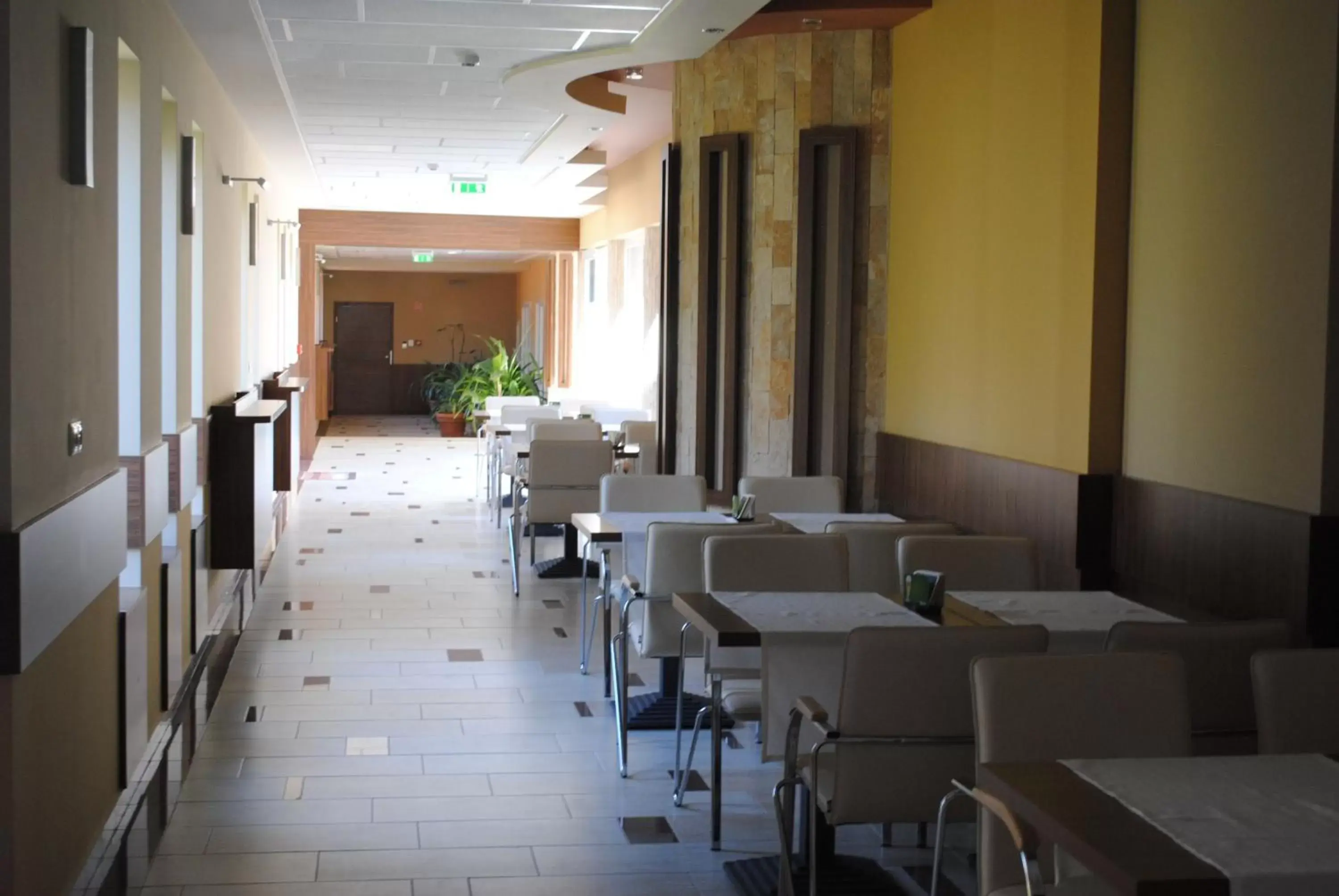 Restaurant/places to eat in Hotel Makar Sport & Wellness Restaurant/places to eat in Hotel Makar Sport & Wellness