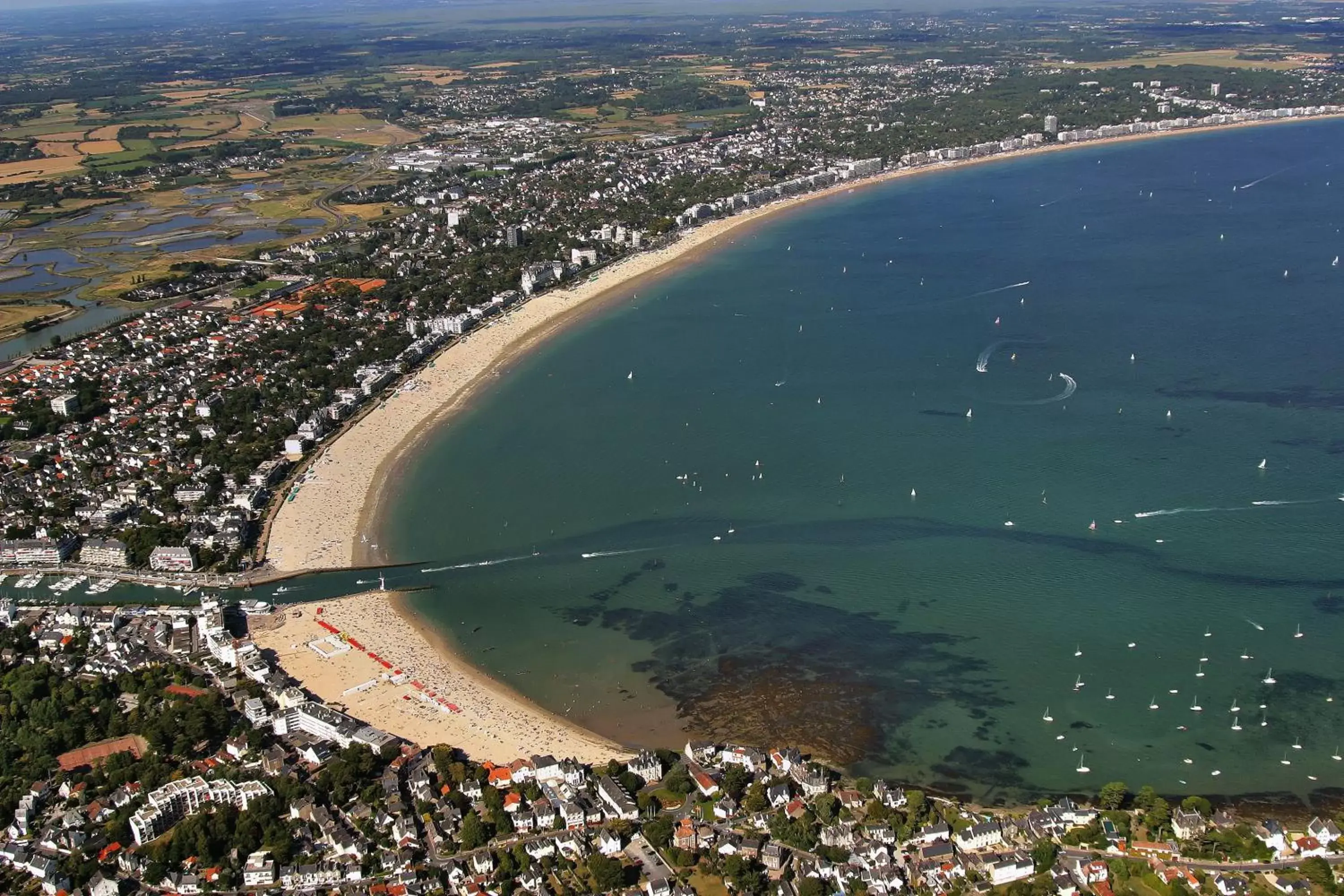 View (from property/room), Bird's-eye View in ibis La Baule Pornichet Plage