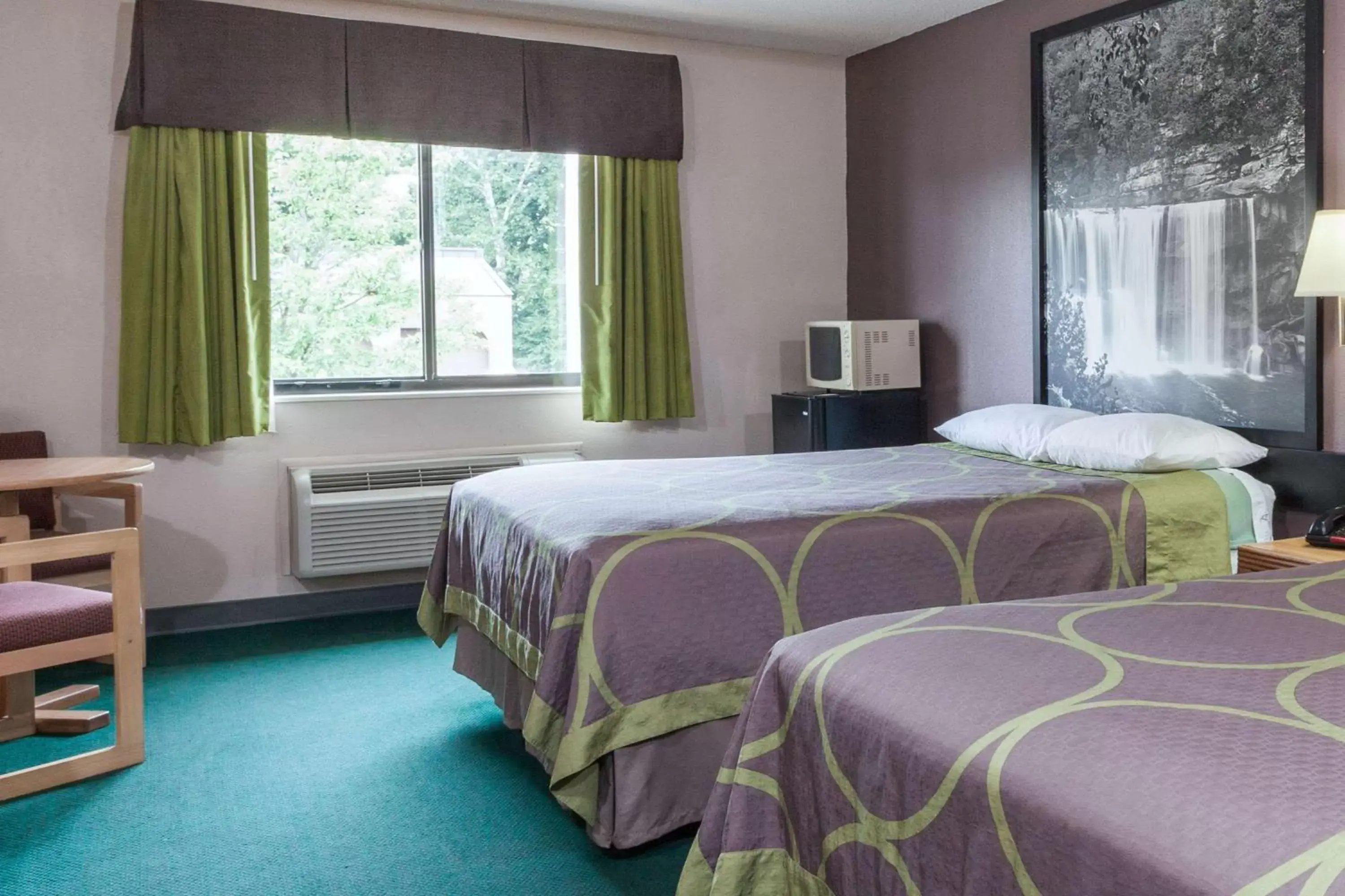 Bedroom, Bed in Super 8 by Wyndham Carrollton Bedroom, Bed in Super 8 by Wyndham Carrollton