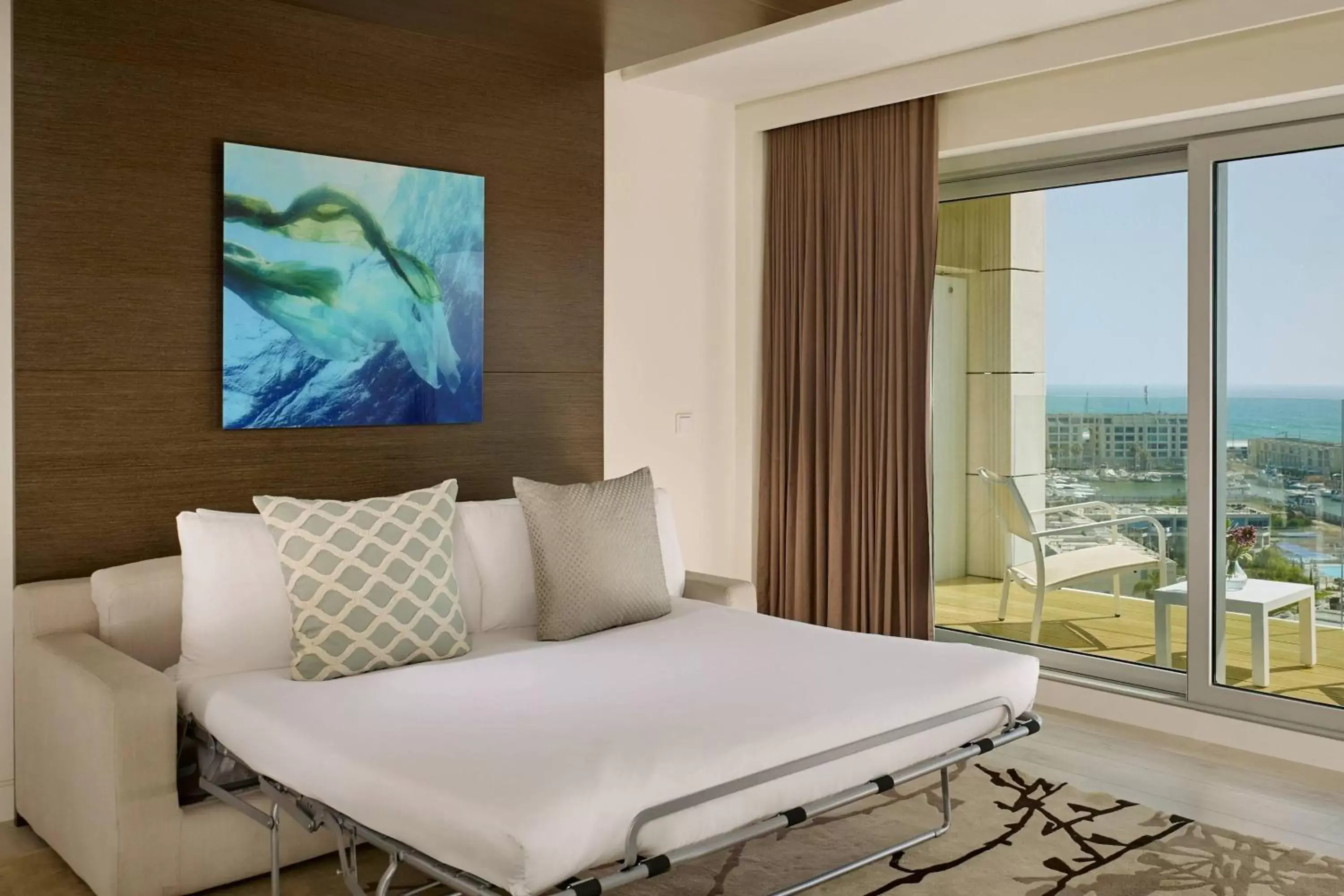 Photo of the whole room, Bed in The Ritz-Carlton, Herzliya