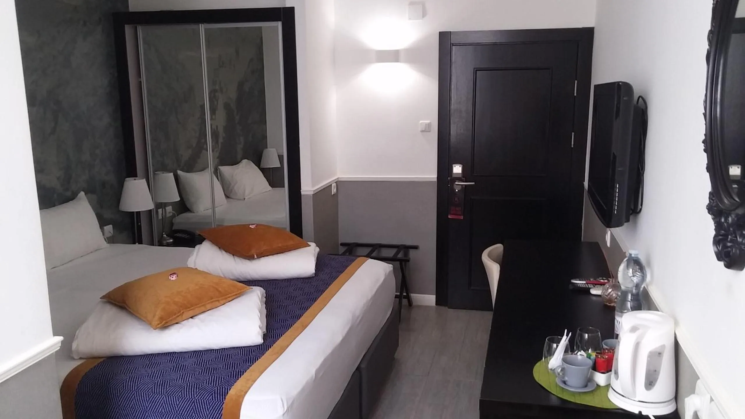 Bedroom, Bed in Kikar Boutique Hotel