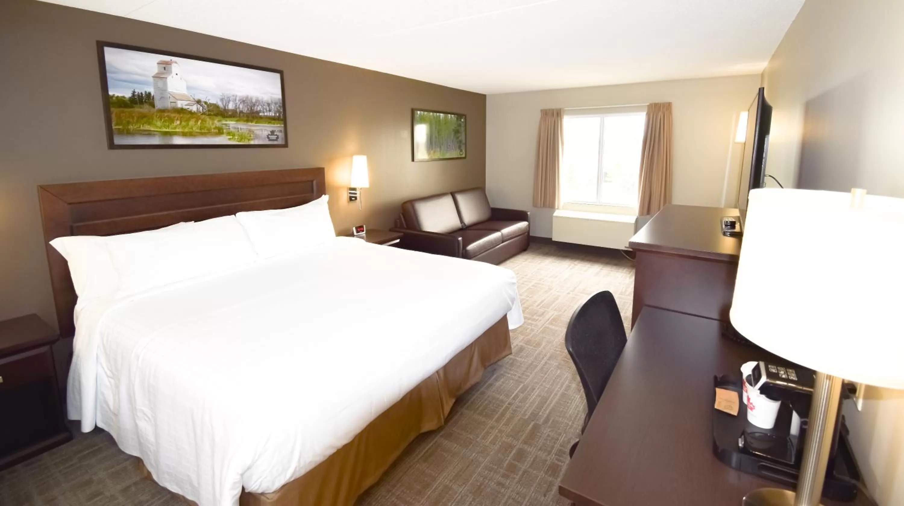 Photo of the whole room, Bed in Canad Inns Destination Centre Club Regent Casino Hotel