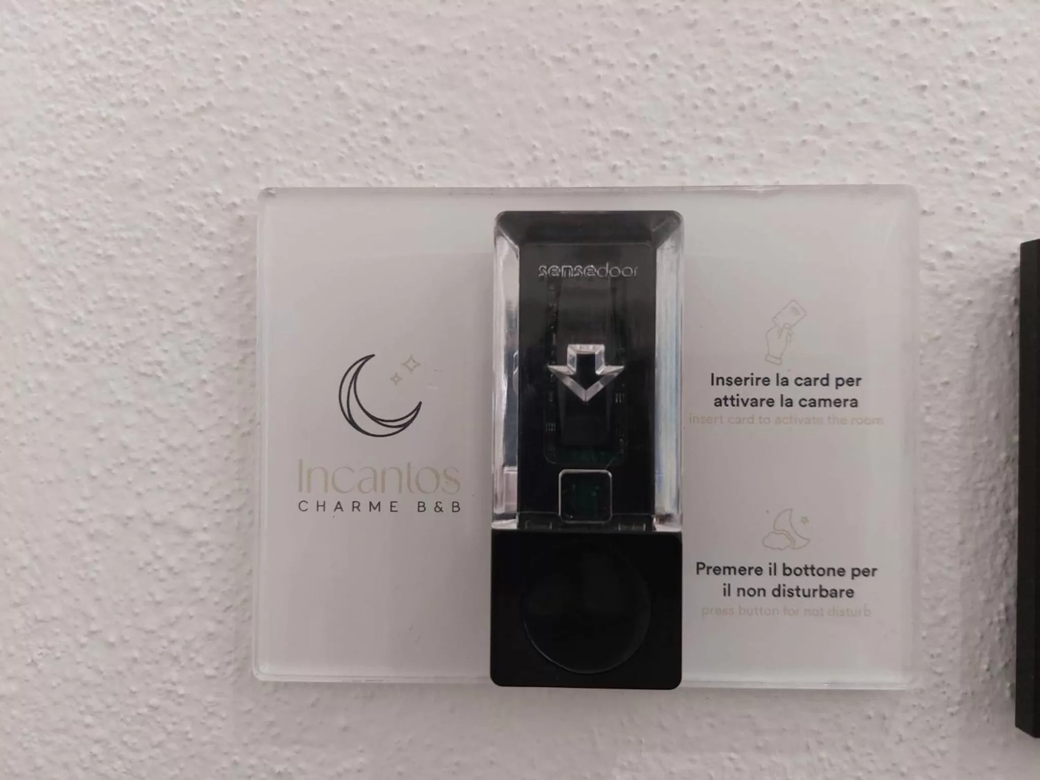 Logo/Certificate/Sign in Incantos charme B&B