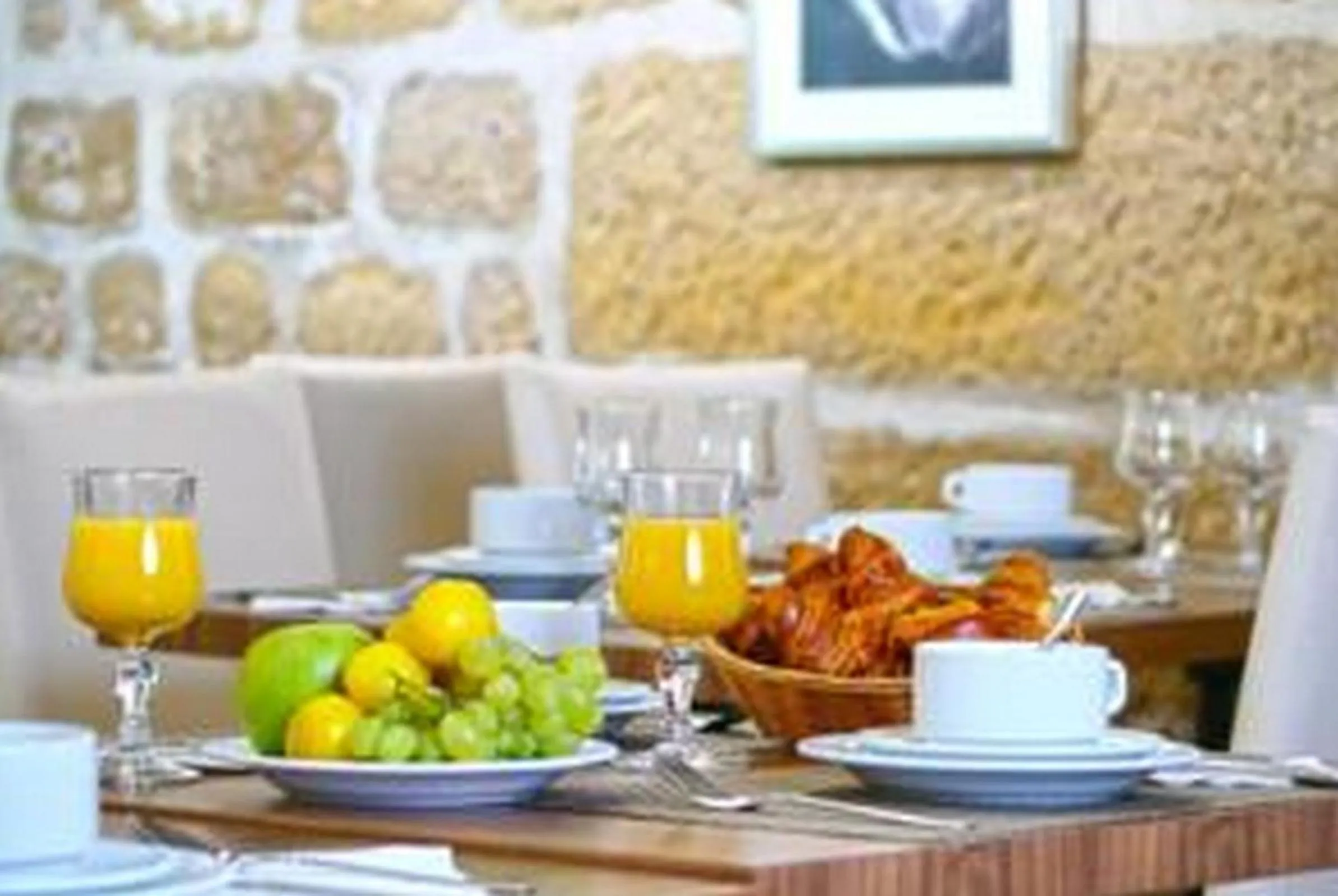 Restaurant/places to eat in Hôtel Du Leman