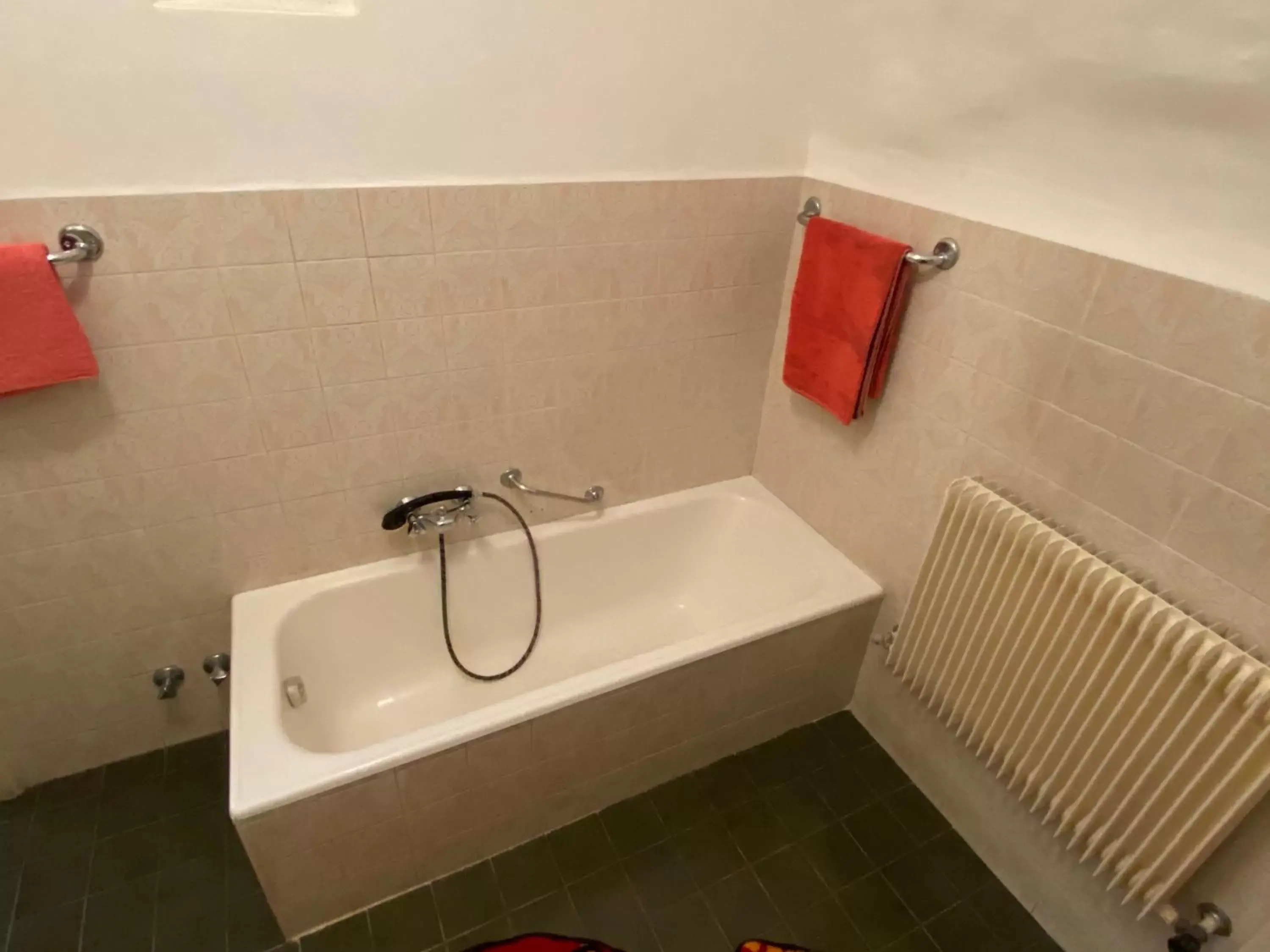 Bathroom in Gasthof Albergo Ressmair