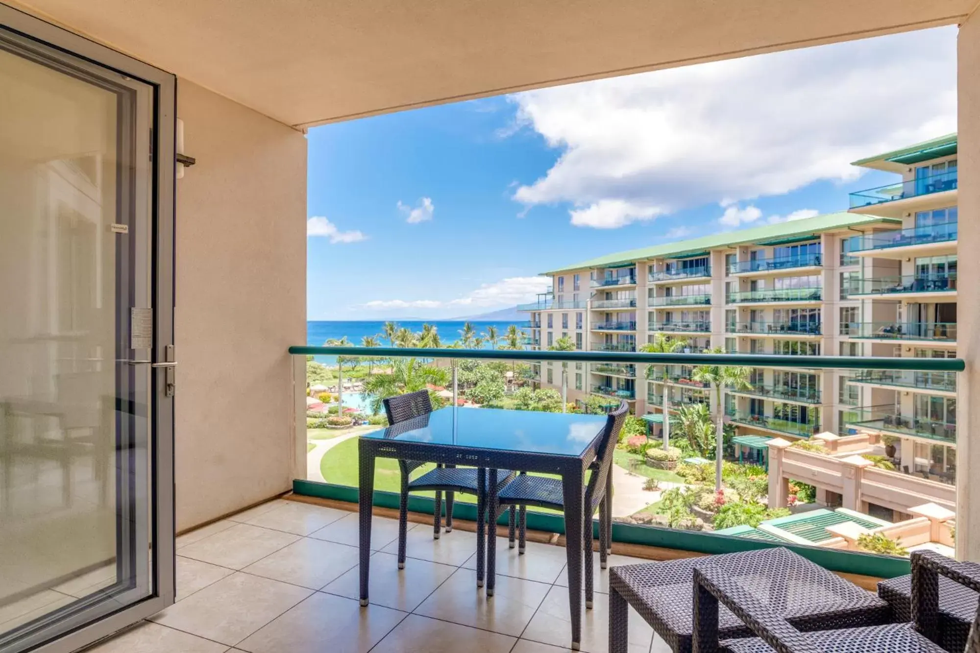 Studio Ocean View in OUTRIGGER Honua Kai Resort and Spa