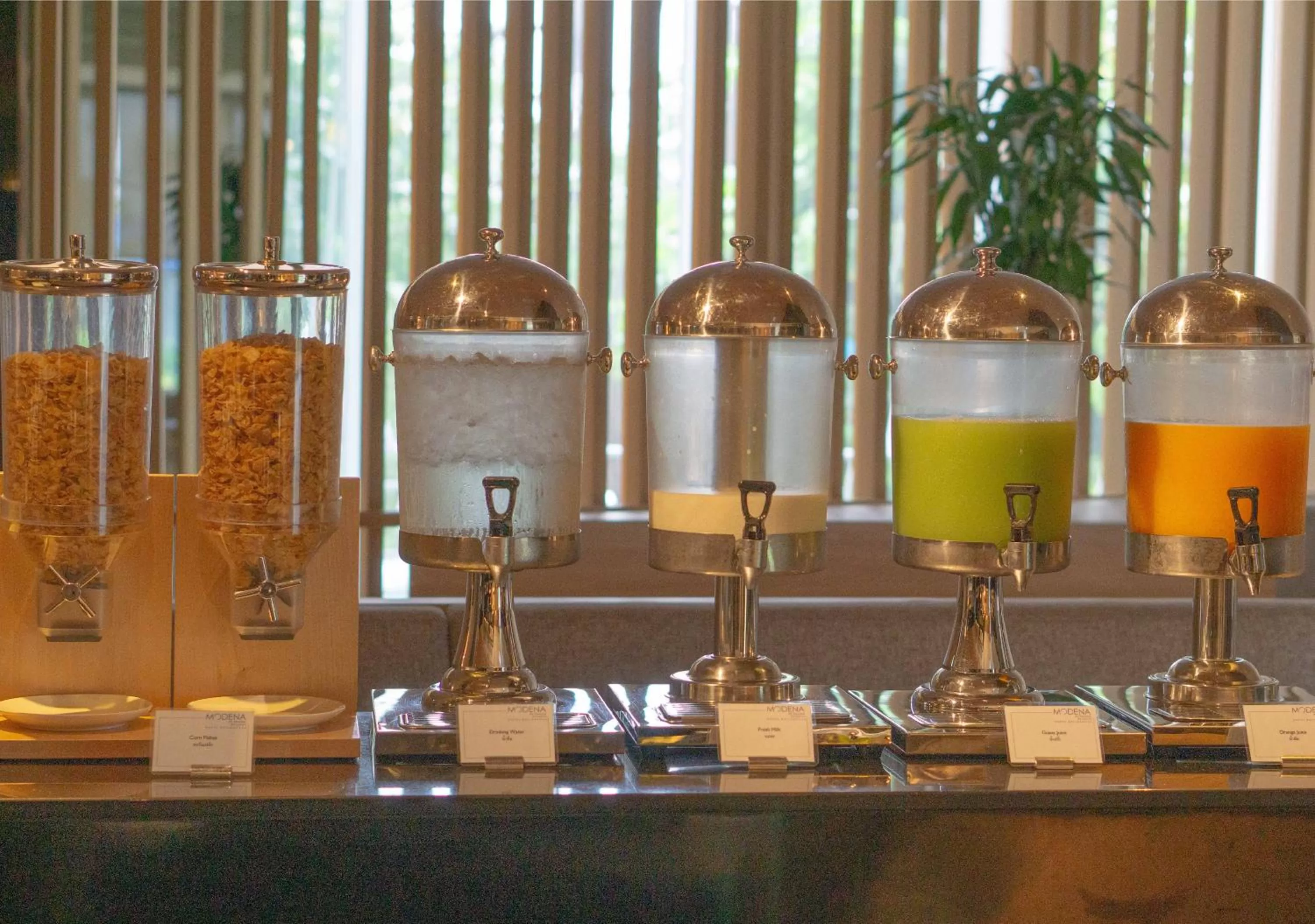 Breakfast in Modena by Fraser Bangkok