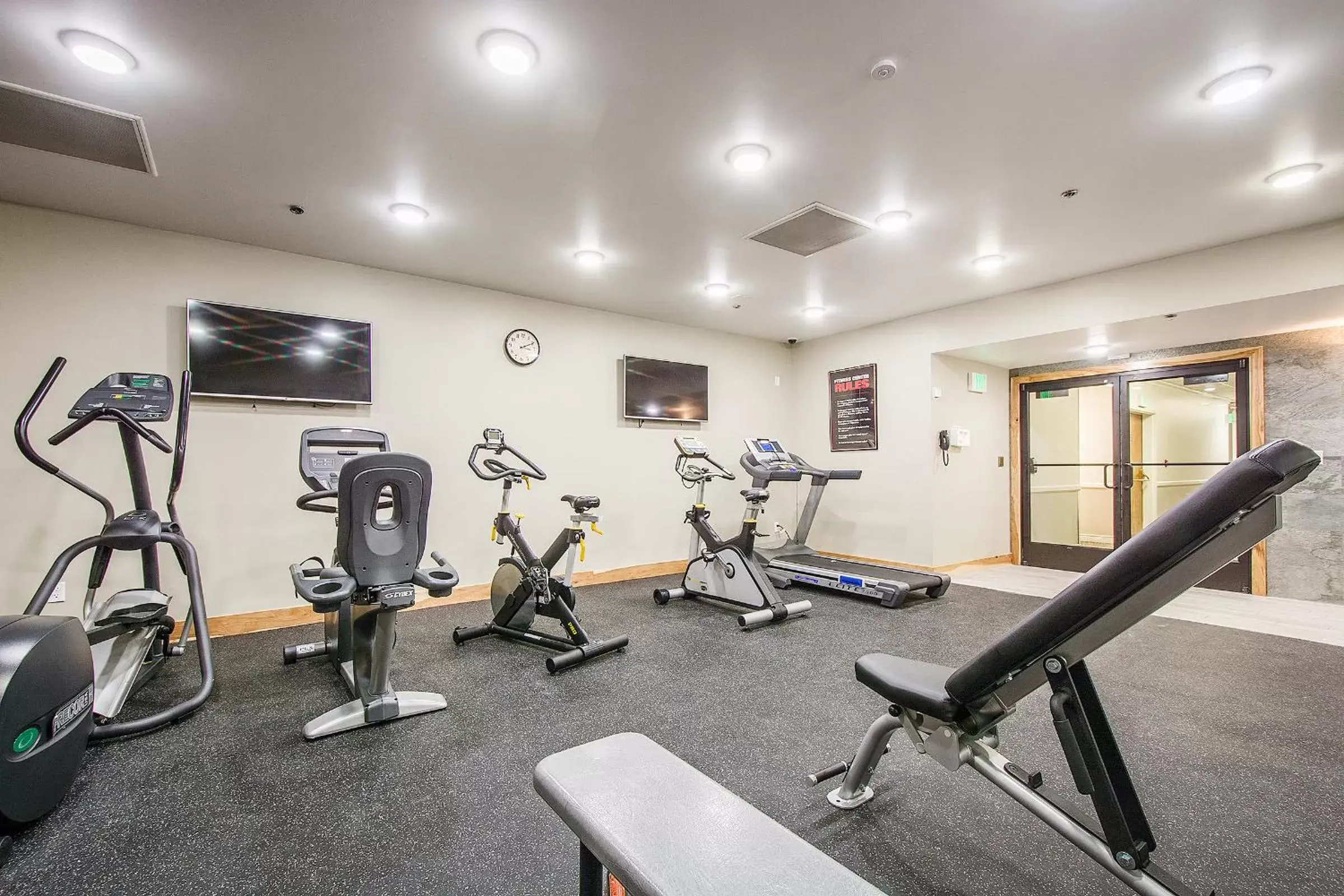 Fitness centre/facilities in Shadow Ridge by All Seasons Resort Lodging Fitness centre/facilities in Shadow Ridge by All Seasons Resort Lodging