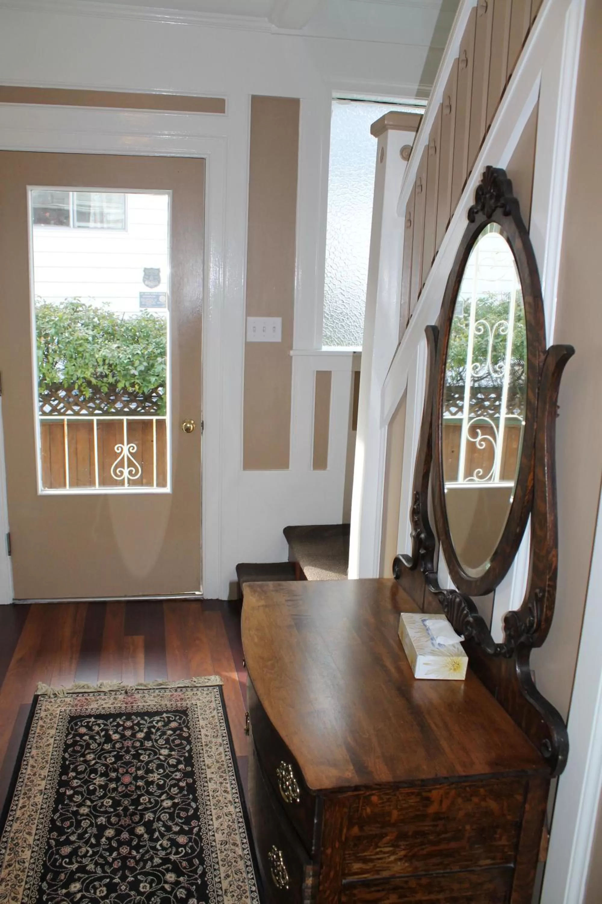 Decorative detail in James Bay Inn Hotel, Suites & Cottage