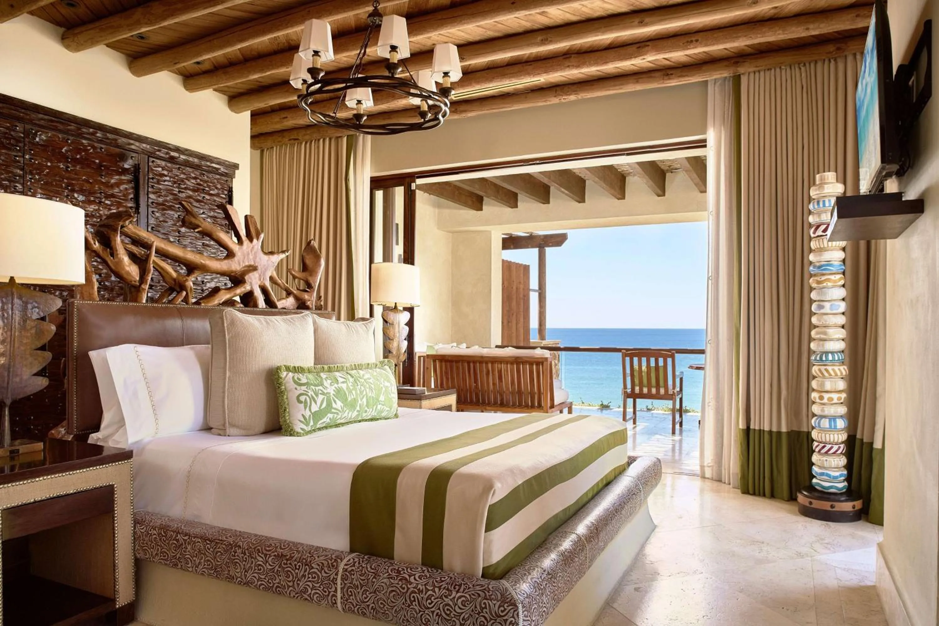 View (from property/room), Bed in Waldorf Astoria Los Cabos Pedregal